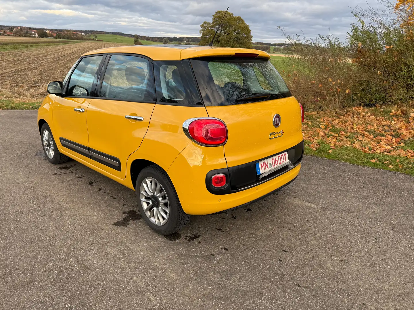 Fiat 500L Lounge Beige - 2