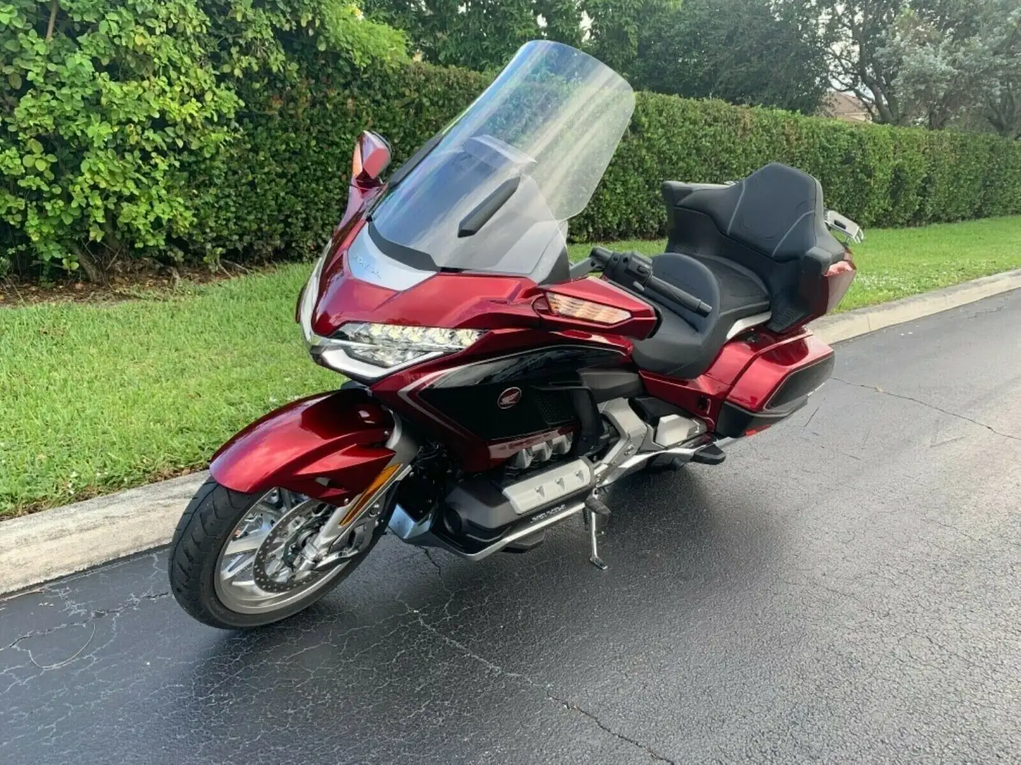 Honda Gold Wing GL 1800 Tour DCT Airbag Rosso - 2