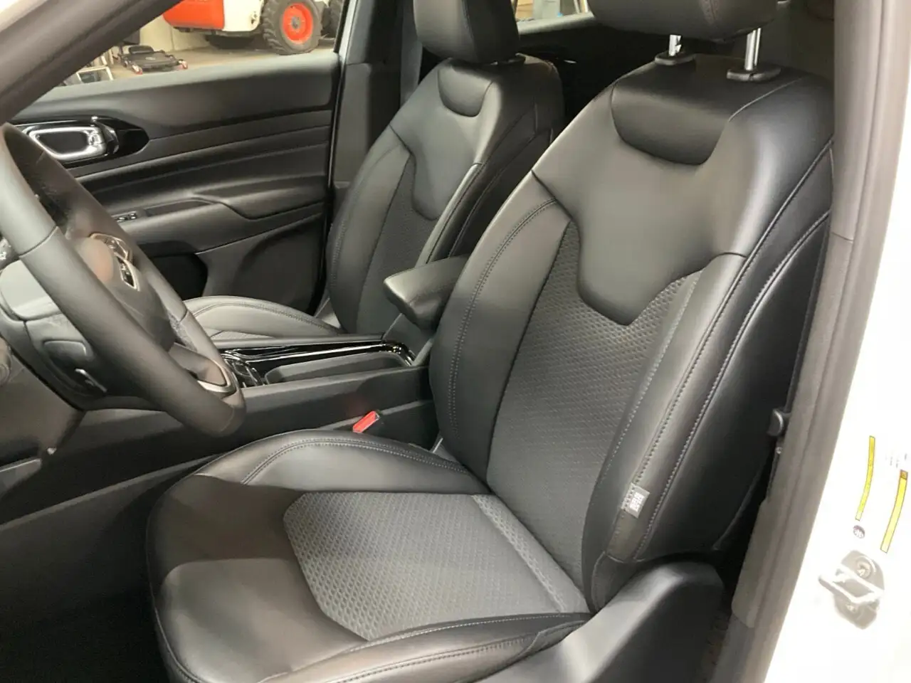 Jeep Compass снимка Jeep Compass