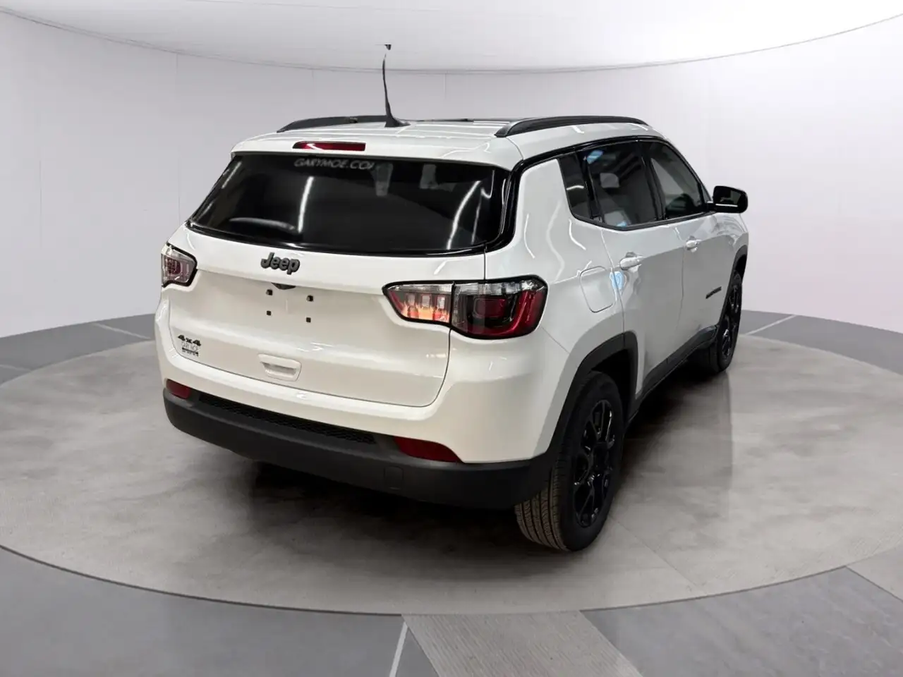 Jeep Compass снимка Jeep Compass