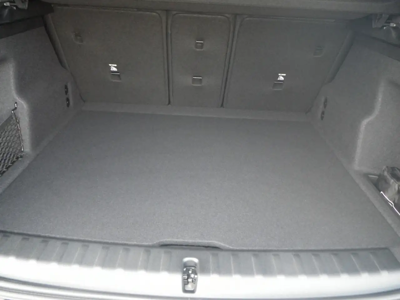 BMW X1 sDrive20d Sportpaket AD Navi Digitales Cockpit Mem 13