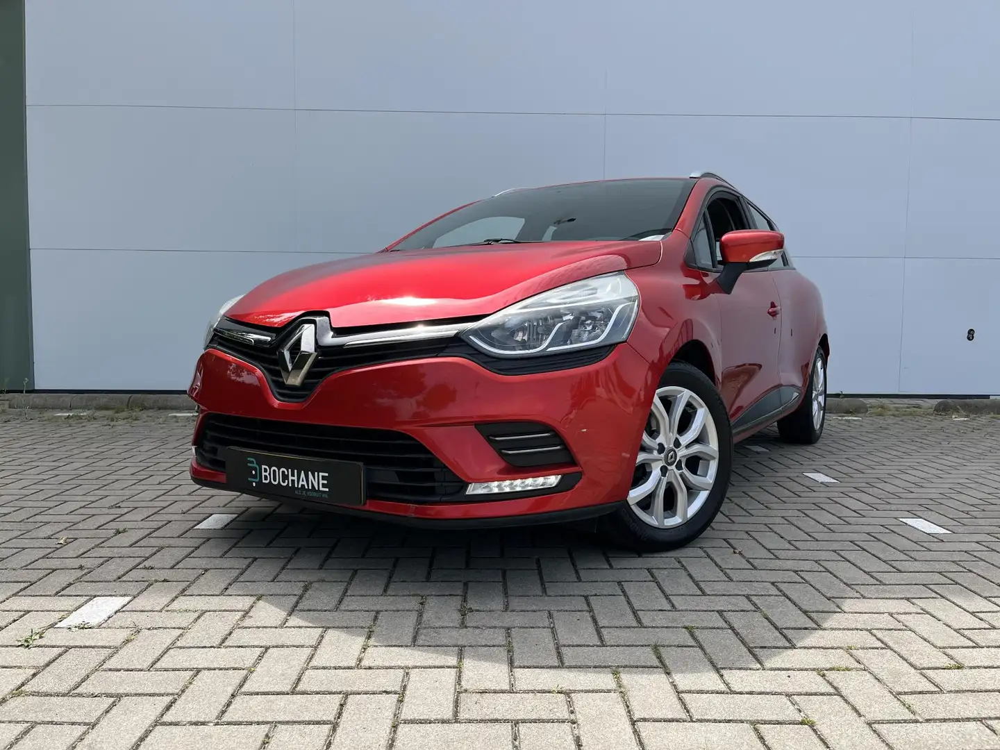 Renault Clio Estate 1.2 TCe Zen | Trekhaak | Rouge - 2