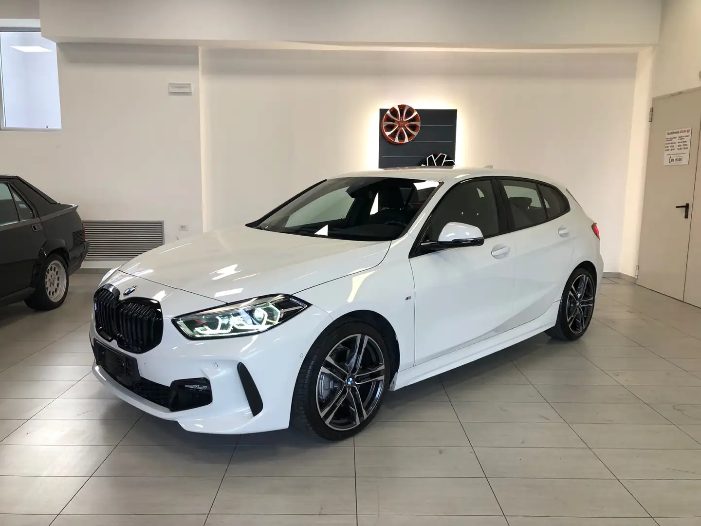 BMW 118 118d Msport auto Wit - 1