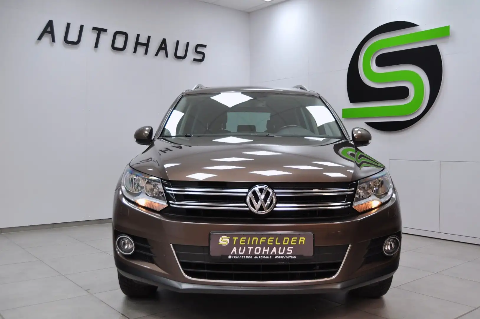 Volkswagen Tiguan 2.0 TDI Sport & Style BMT / SHZ / AHK Maro - 2