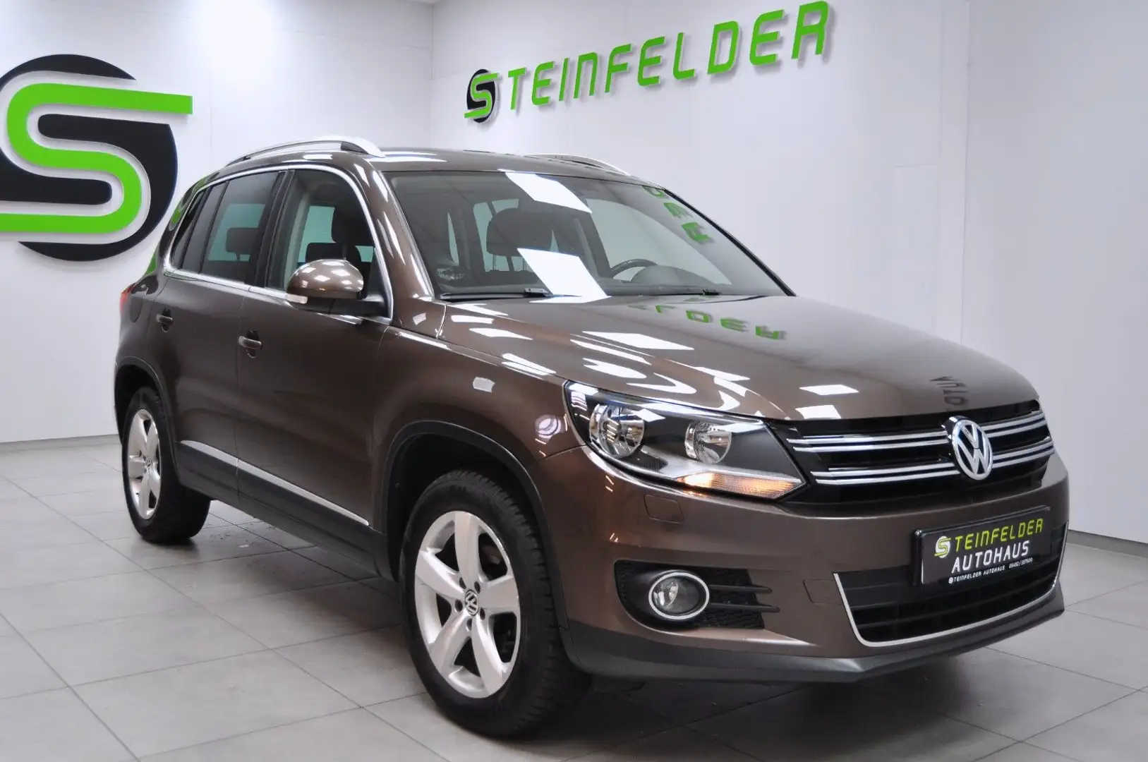 Volkswagen Tiguan 2.0 TDI Sport & Style BMT / SHZ / AHK Maro - 1