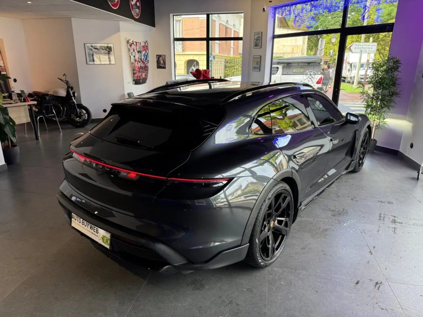 Porsche Taycan CROSS TURISMO 4 476ch Suréquipée / Entretien à jour Gris - 2