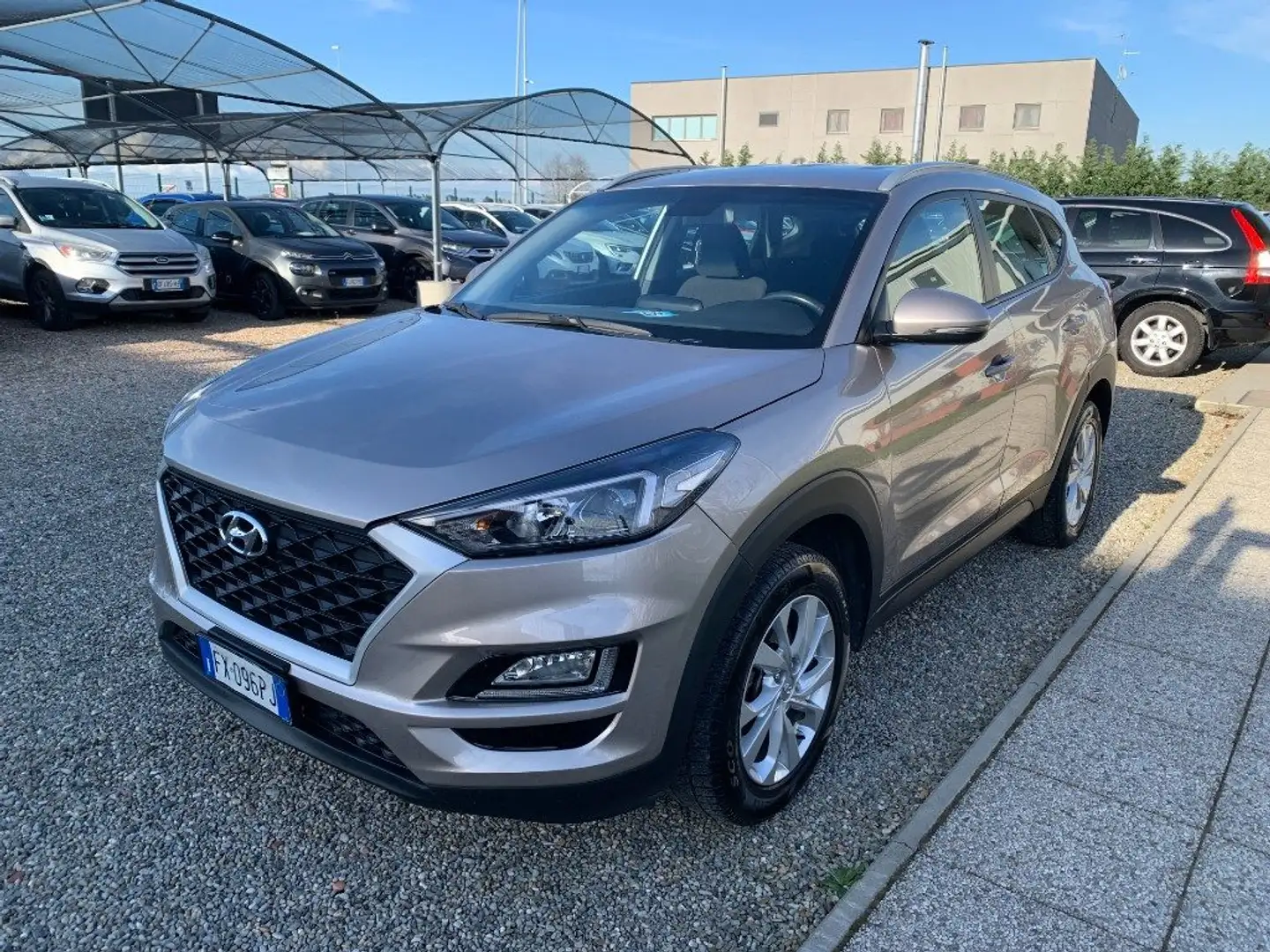 Hyundai TUCSON 1.6 GDI XTech Grigio - 1
