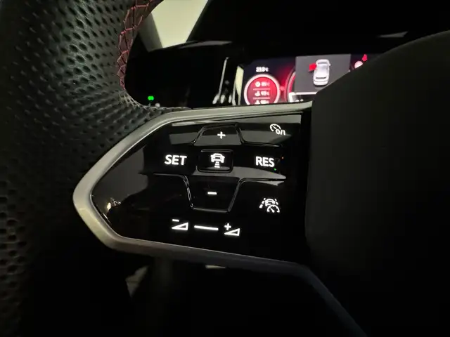Volkswagen Golf view 15