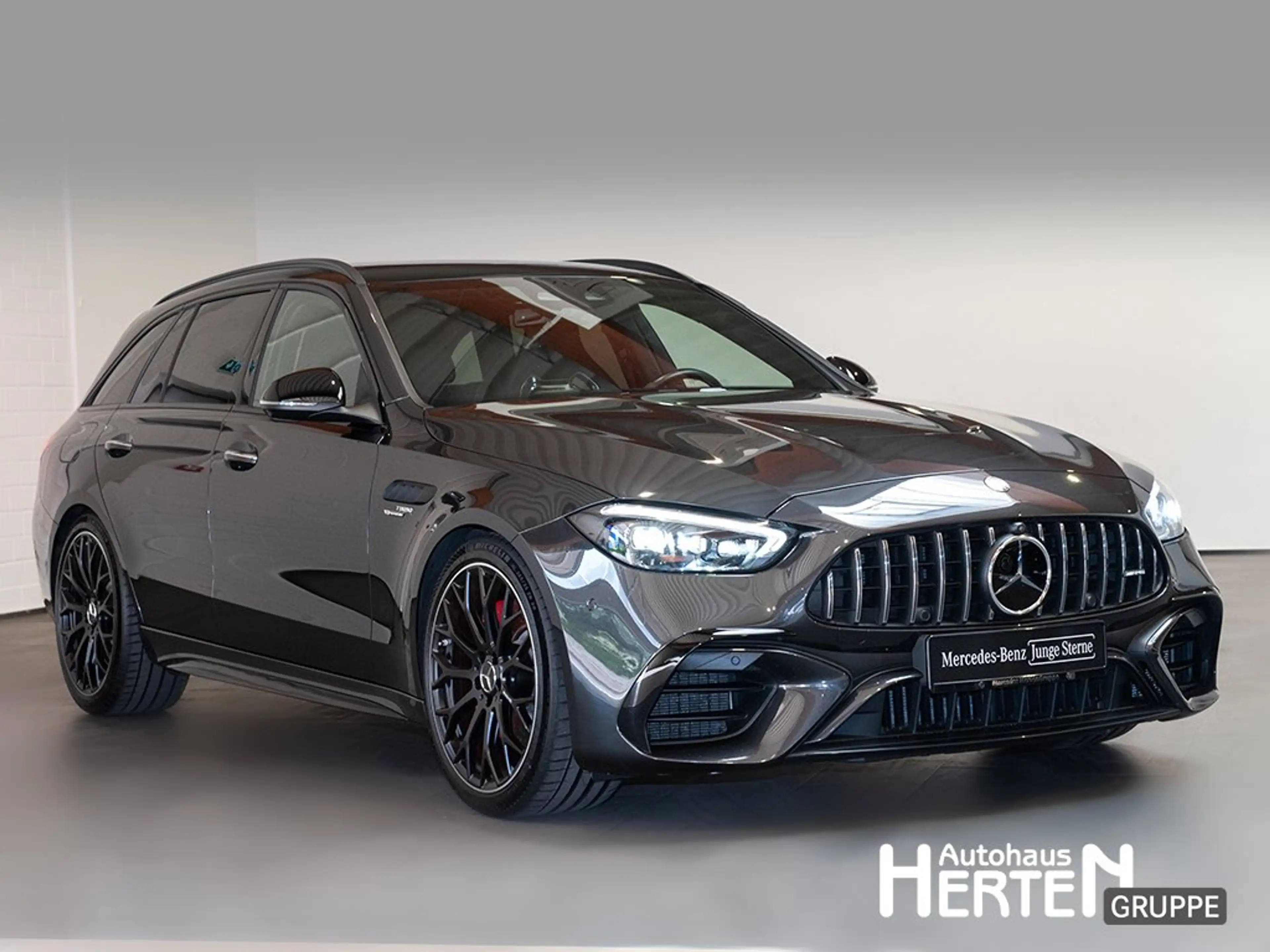 Mercedes-Benz C 63 AMG Mercedes-AMG C 63S E T-Modell+NIGHT+HUD+PANO+AHK — photo 3