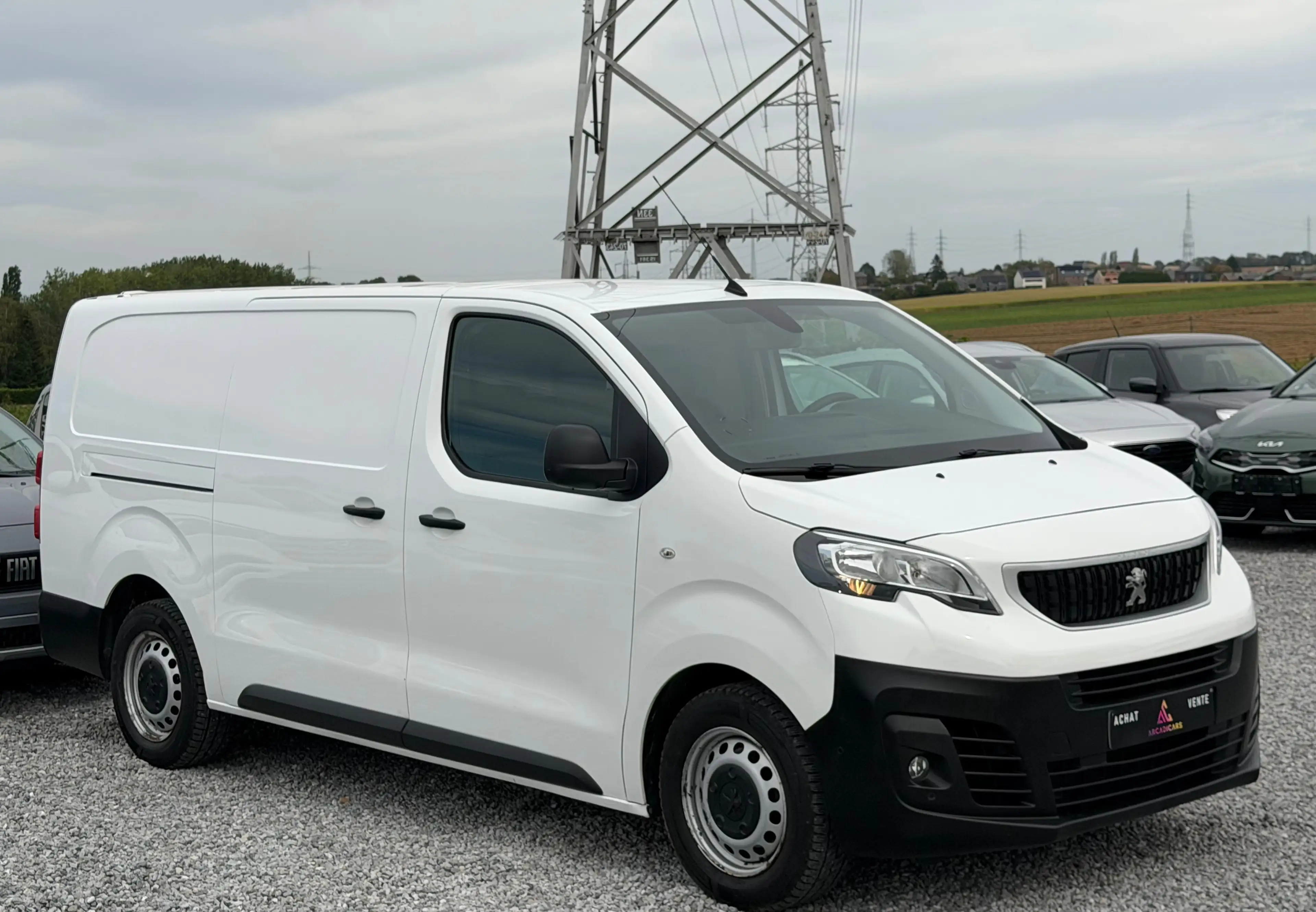 Peugeot Expert LONG CHASSIS - DOUBLE PORTE LATERAL - 3 PLACES - GARANTIE — photo 3