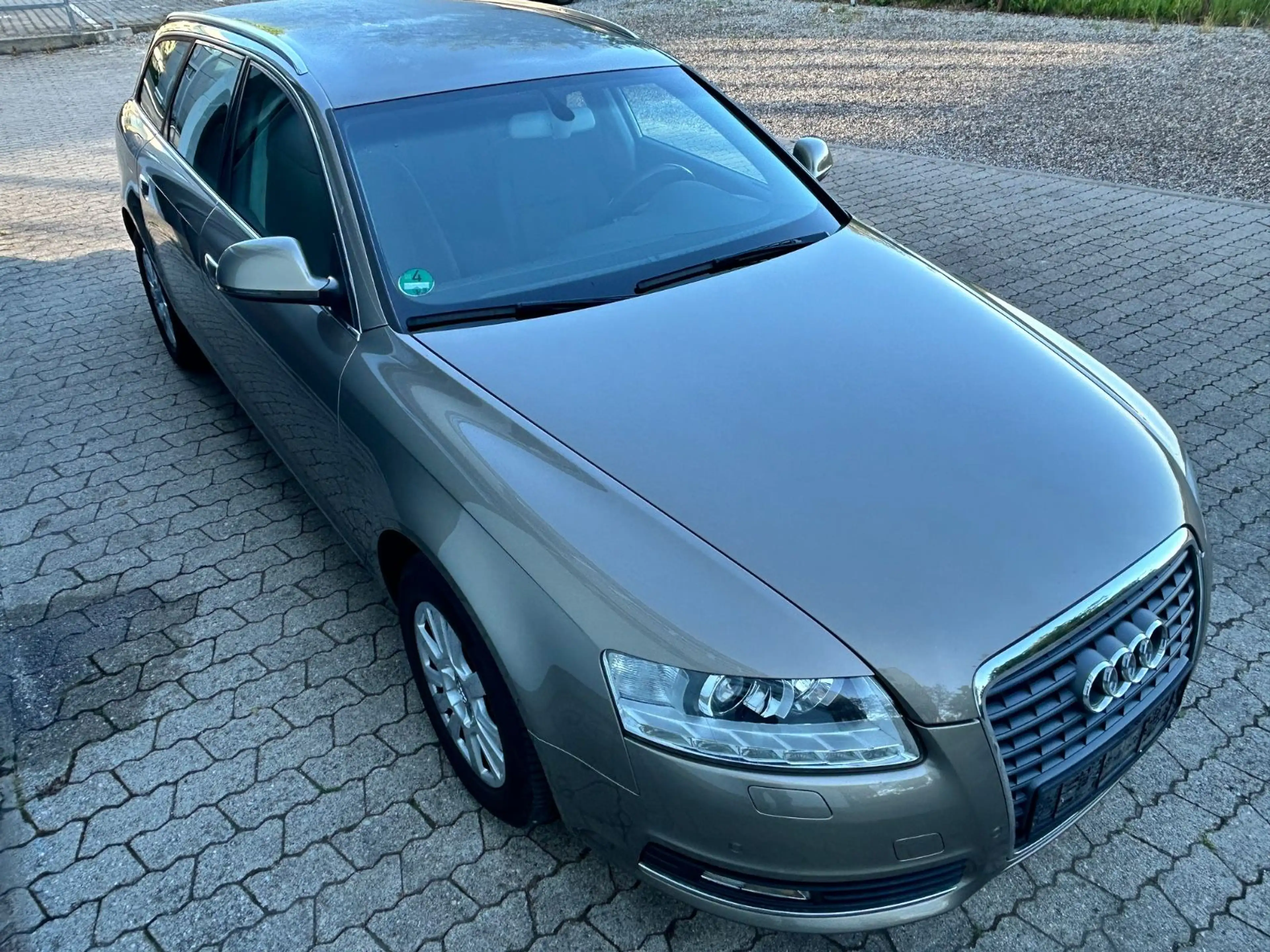 Audi A6 Avant 2.7 TDI 2.Hand  HU/AU 07/28  AHK abnehm — photo 4