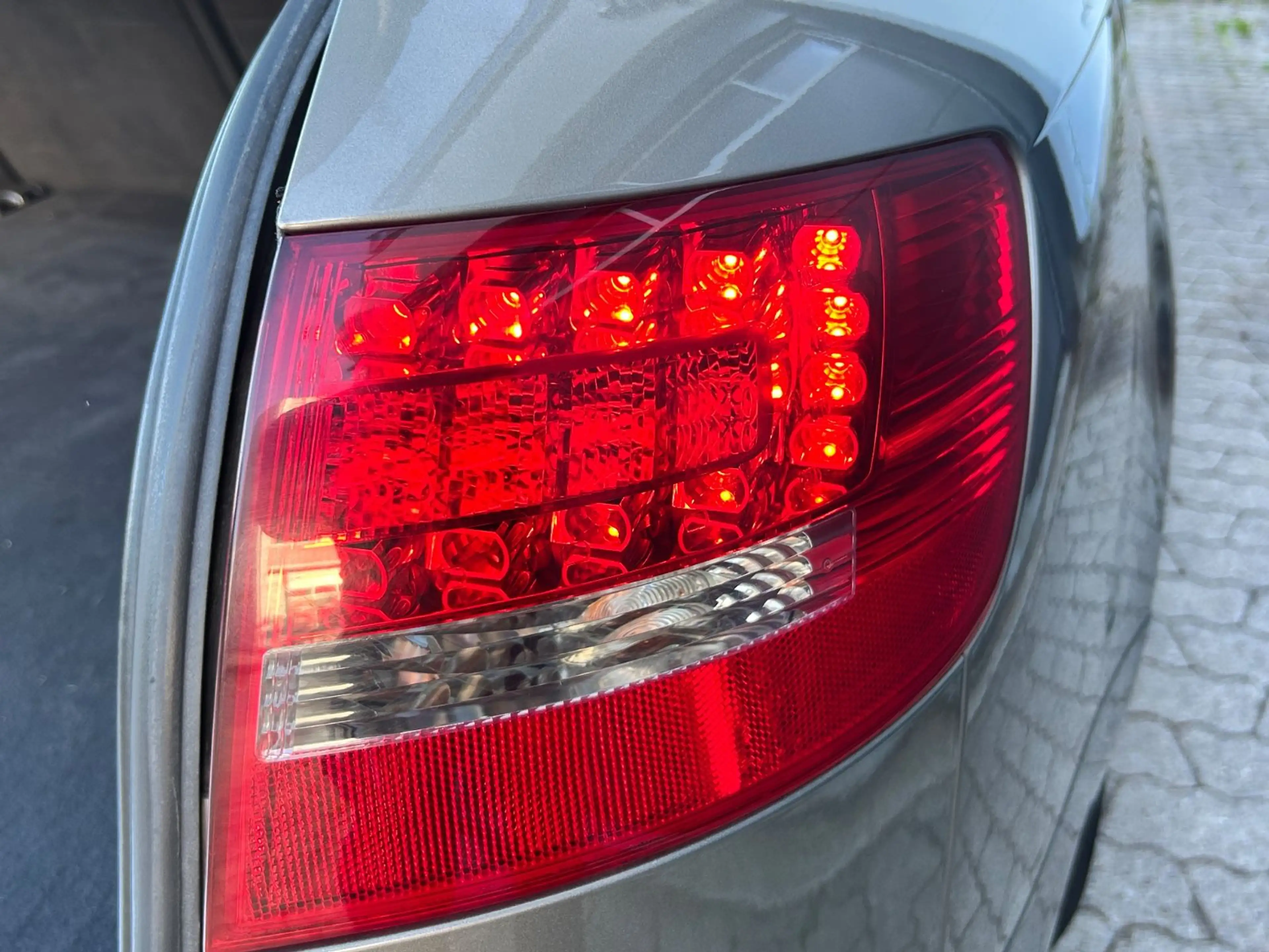 Audi A6 Avant 2.7 TDI 2.Hand  HU/AU 07/28  AHK abnehm — photo 11