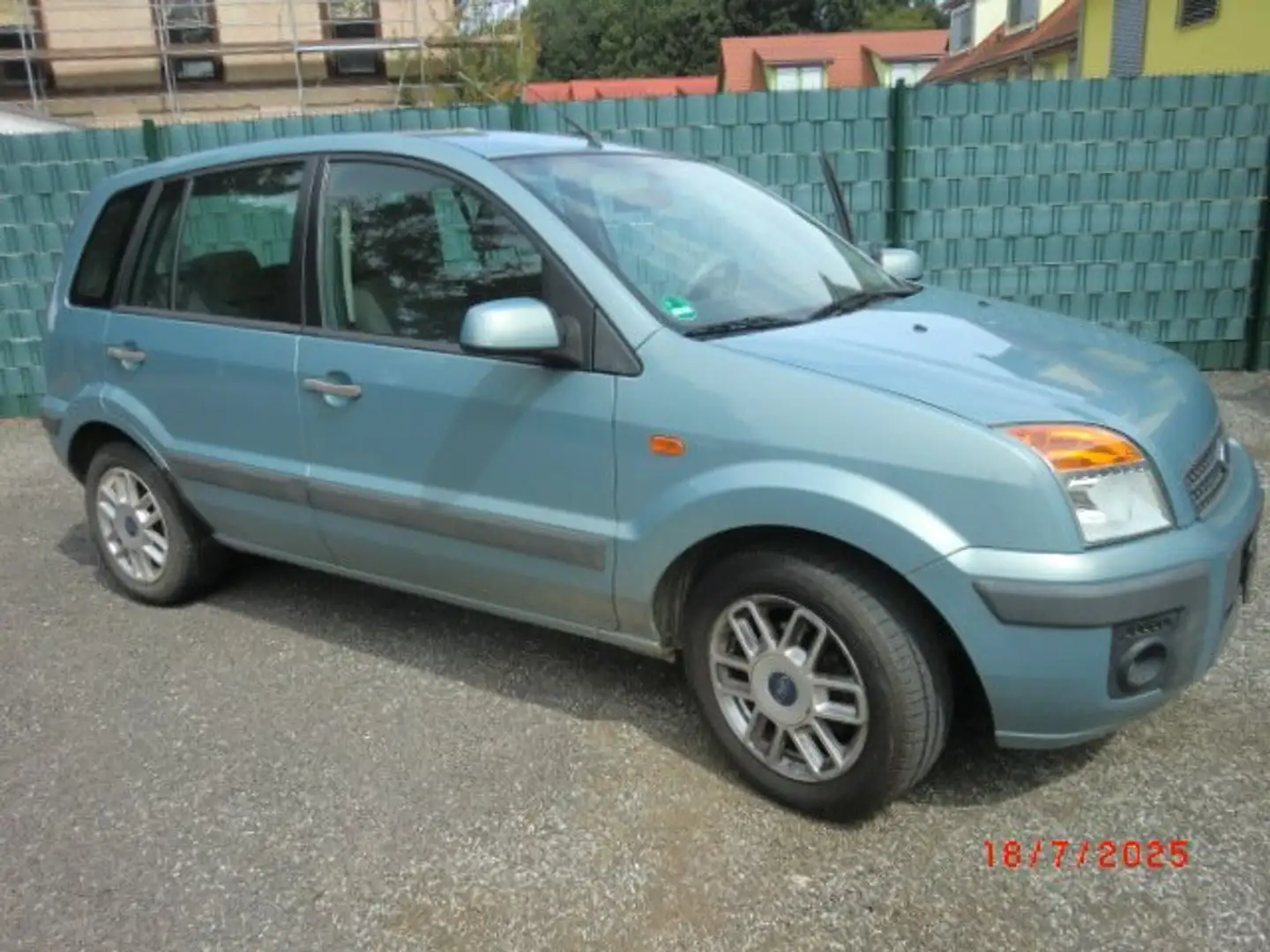 Ford Fusion Style Grau - 1