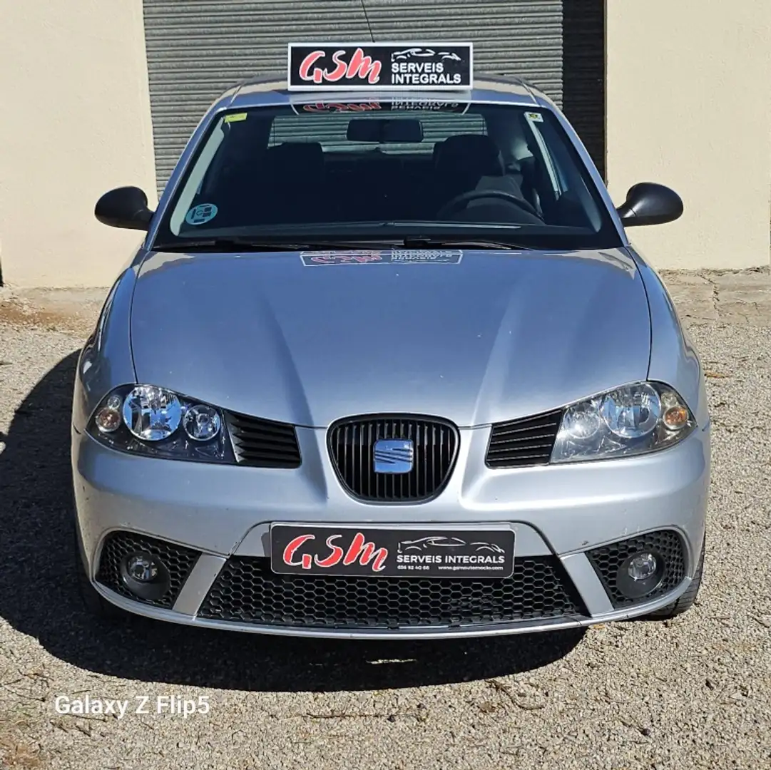 SEAT Ibiza 1.4 16v Reference Argent - 2