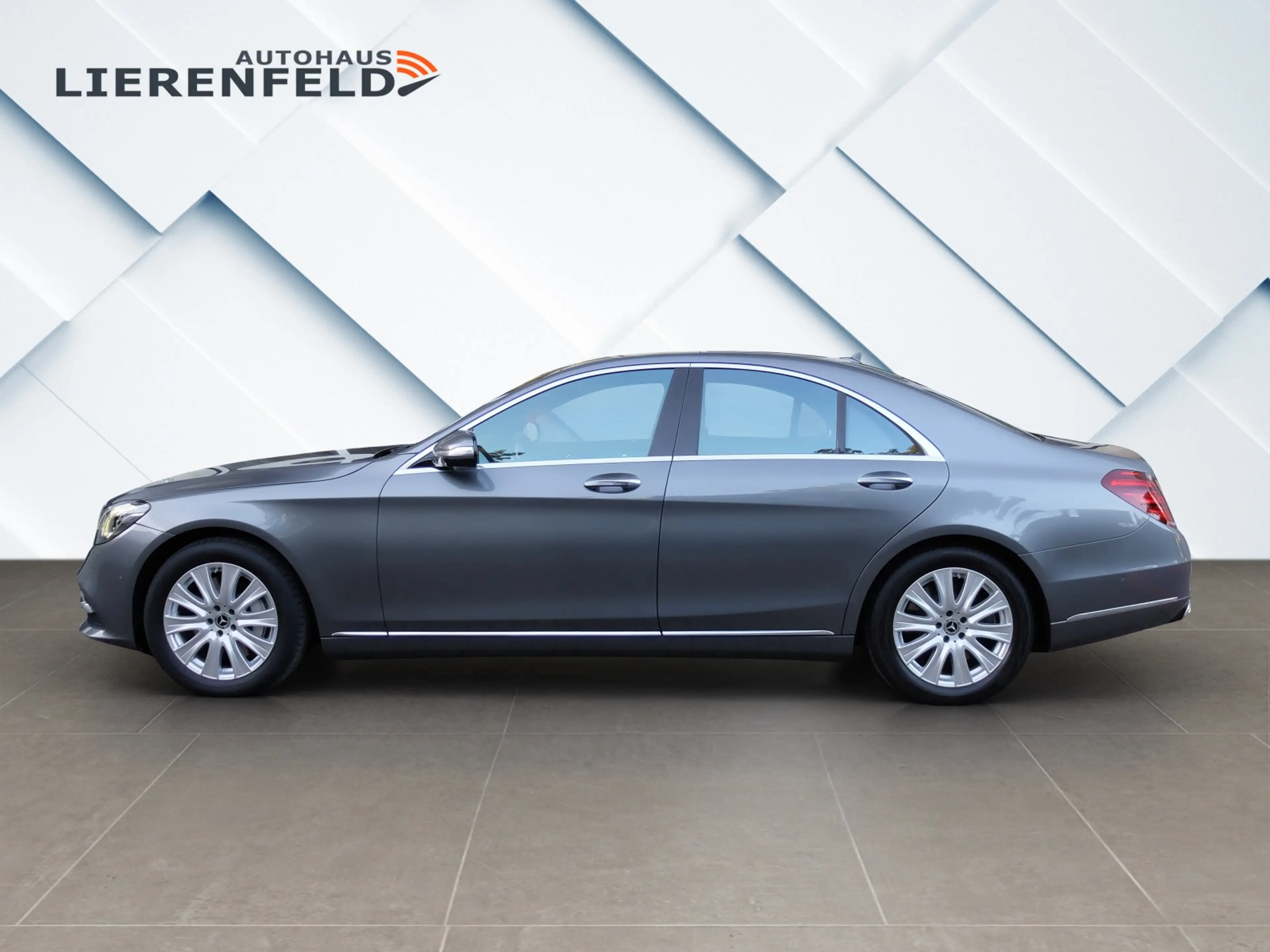 Mercedes-Benz S 560 4Matic Mercedes Scheckheft — photo 6
