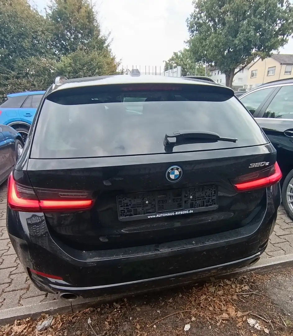 BMW 320 320e Touring auto - 1