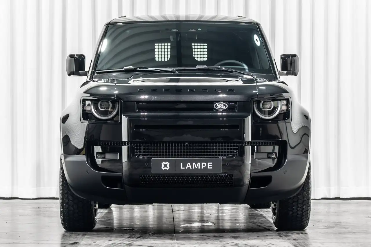 Land Rover Defender 110 D250 S Hard Top Lichte Vracht 3-Zit Trekhaak — foto 2