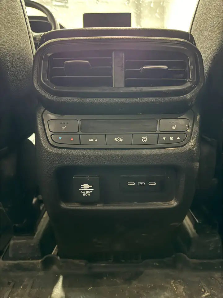 Honda Pilot снимка Honda Pilot