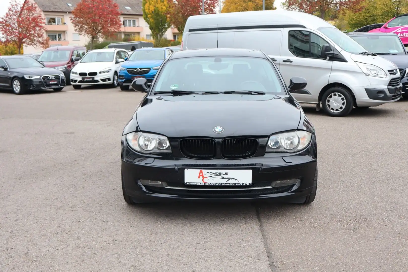 BMW 116 i Lim. Start/Stop_KlimAut_PDC Schwarz - 2