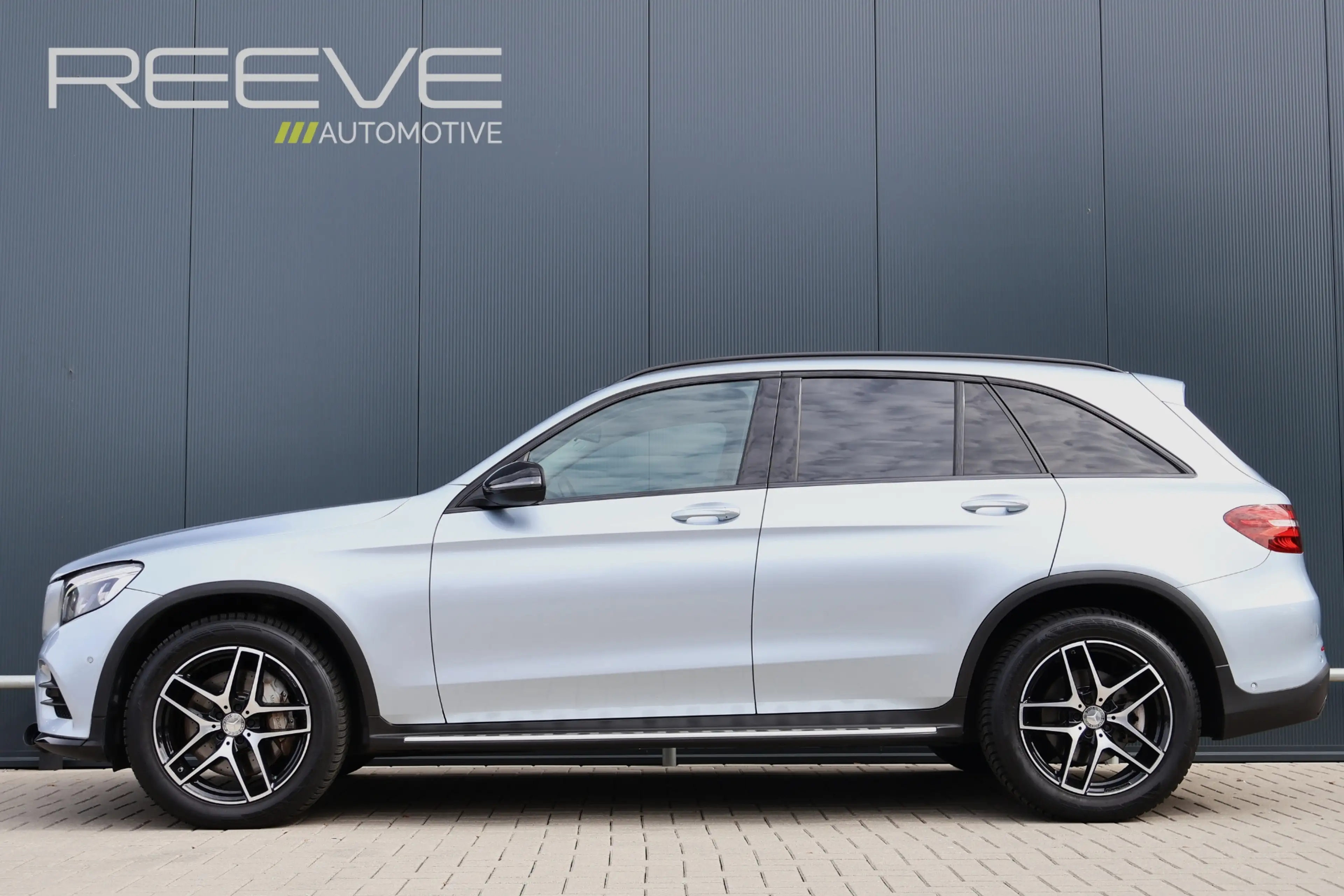 Mercedes-Benz GLC 250 d 4MATIC AMG Line | Luchtvering | Trekhaak | 2500k — photo 2