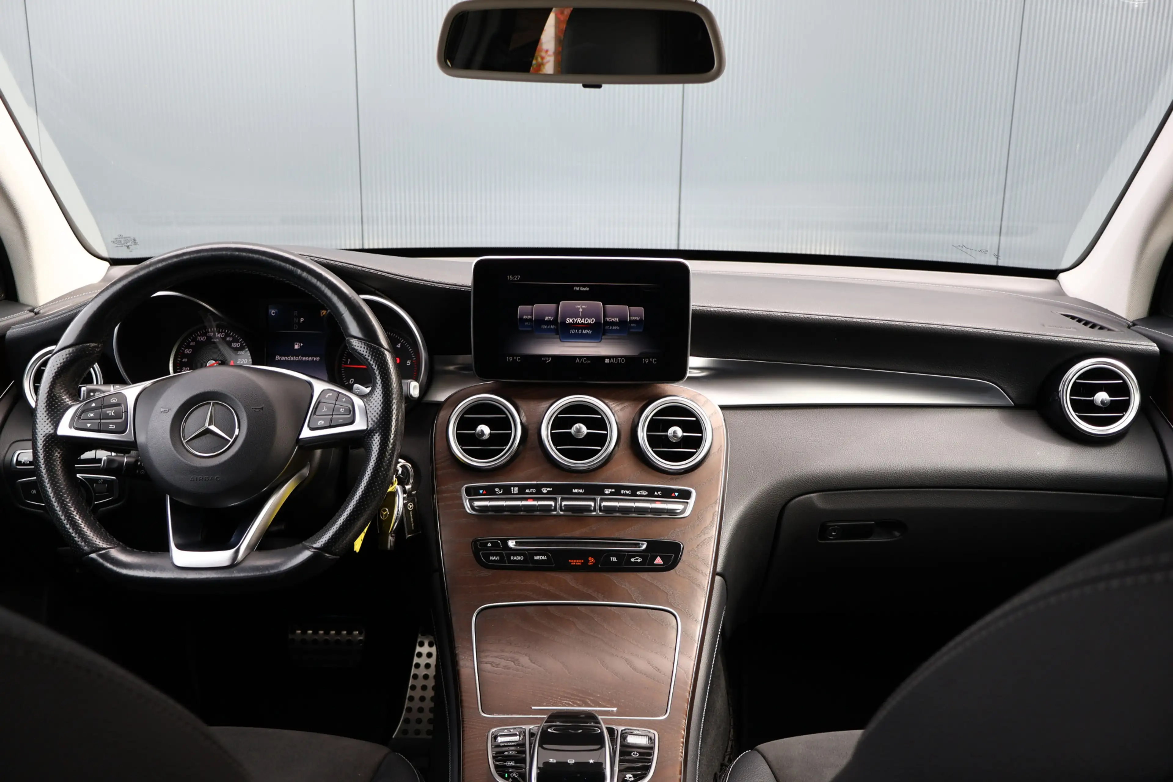 Mercedes-Benz GLC 250 d 4MATIC AMG Line | Luchtvering | Trekhaak | 2500k — photo 4