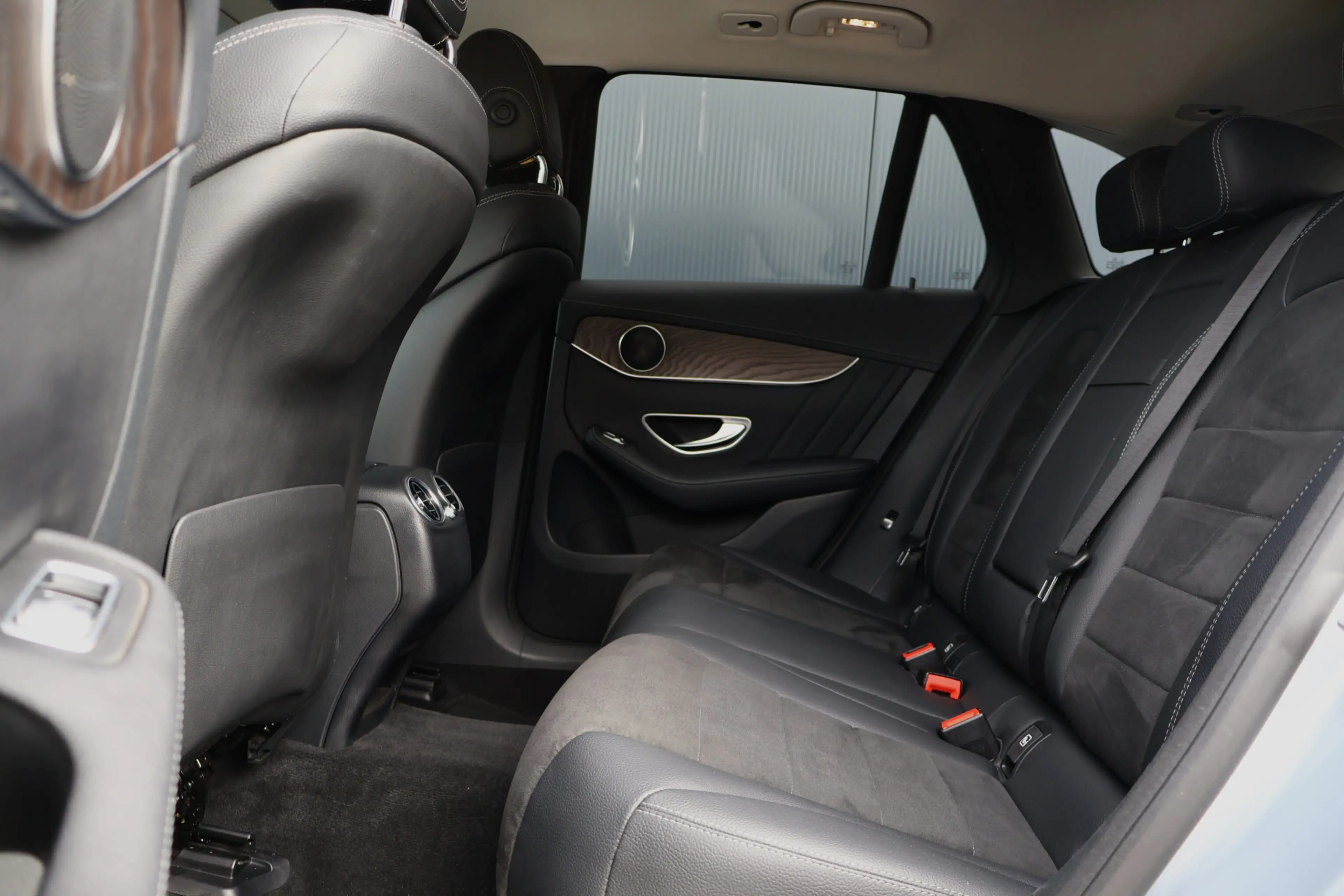 Mercedes-Benz GLC 250 d 4MATIC AMG Line | Luchtvering | Trekhaak | 2500k — photo 6