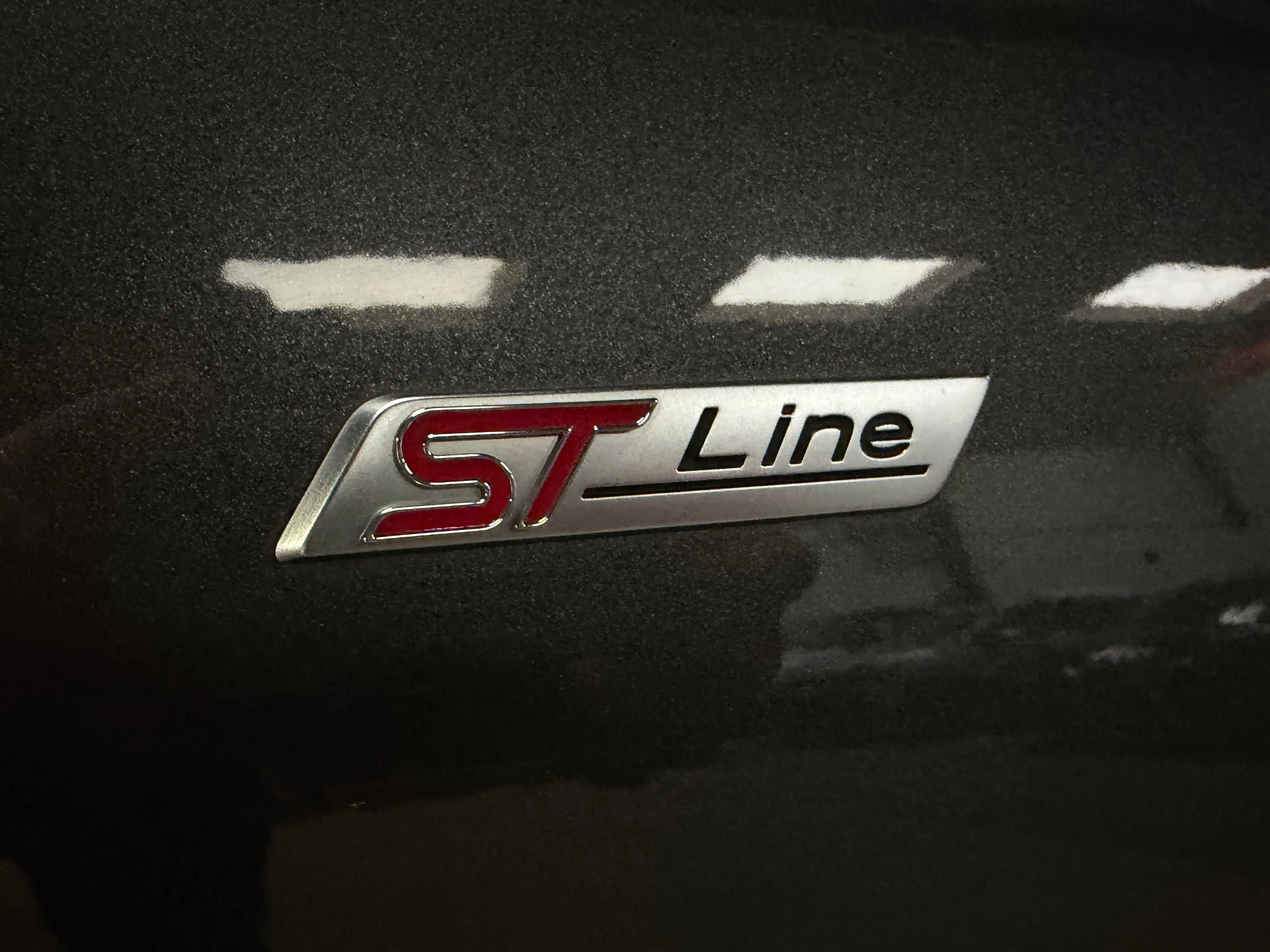 Ford Focus Lim. ST-Line /AHK/KAMERA/CARPLAY/B&O — photo 4