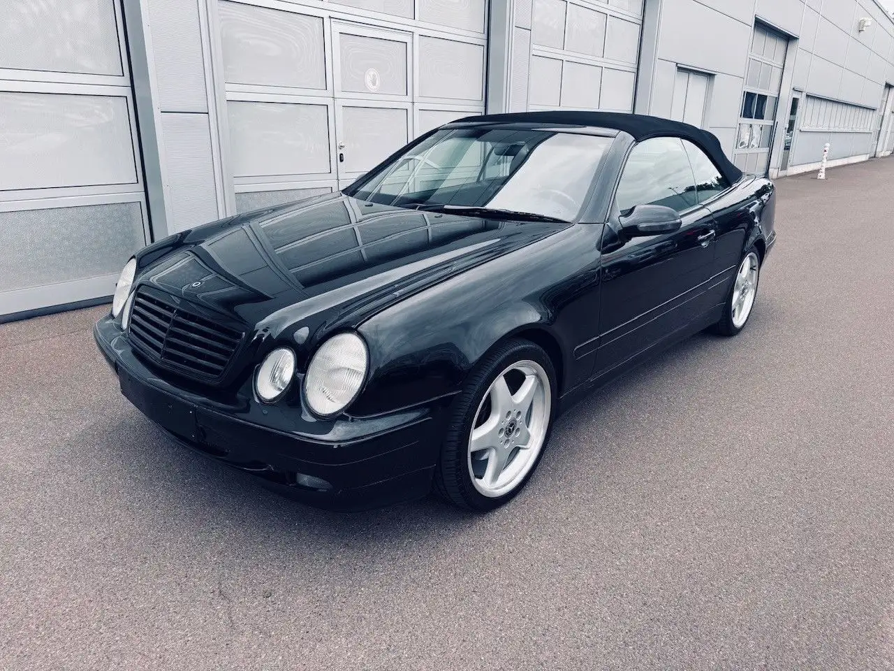 Mercedes-Benz CLK 320 Bose MAE Cabrio AMG 18 der Sommer kommt, foto 1