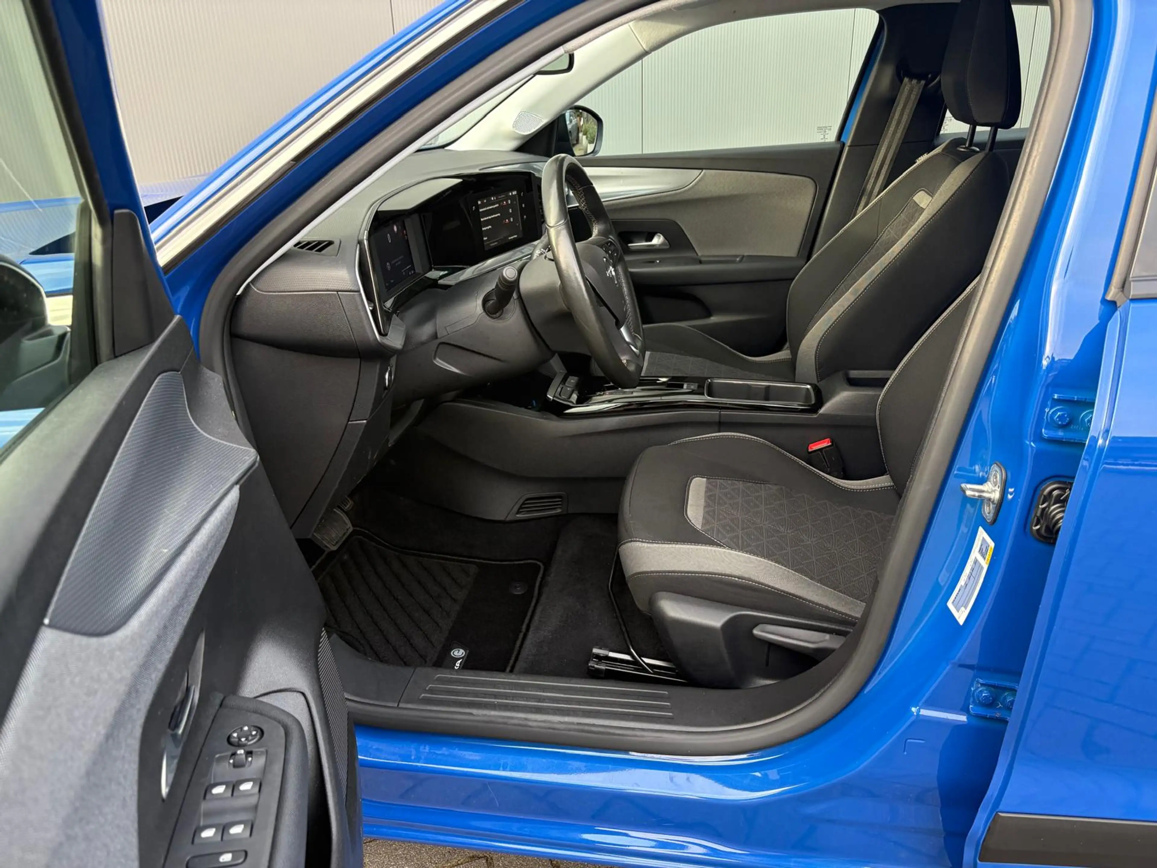 Opel Mokka-E Edition 50-kWh Camera/Stoel-stuurverwarming/Parkee — photo 6