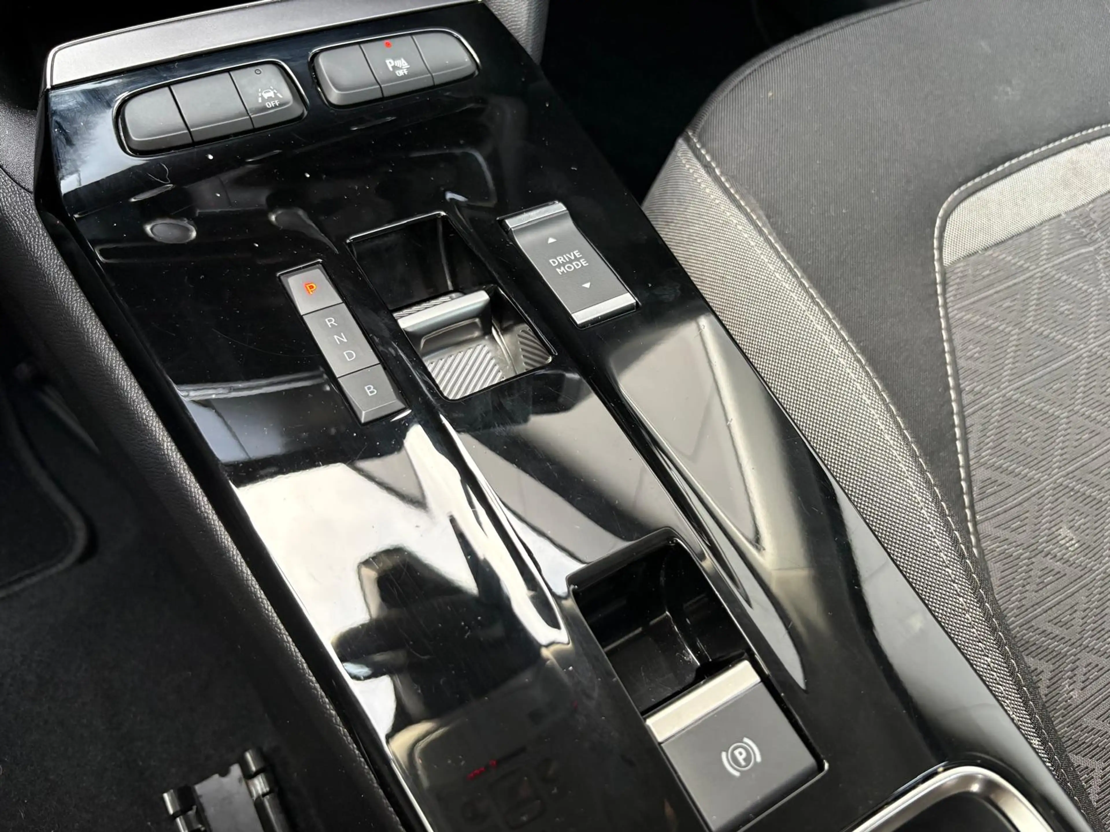Opel Mokka-E Edition 50-kWh Camera/Stoel-stuurverwarming/Parkee — photo 25
