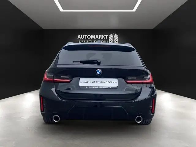 BMW 3 Series view 6