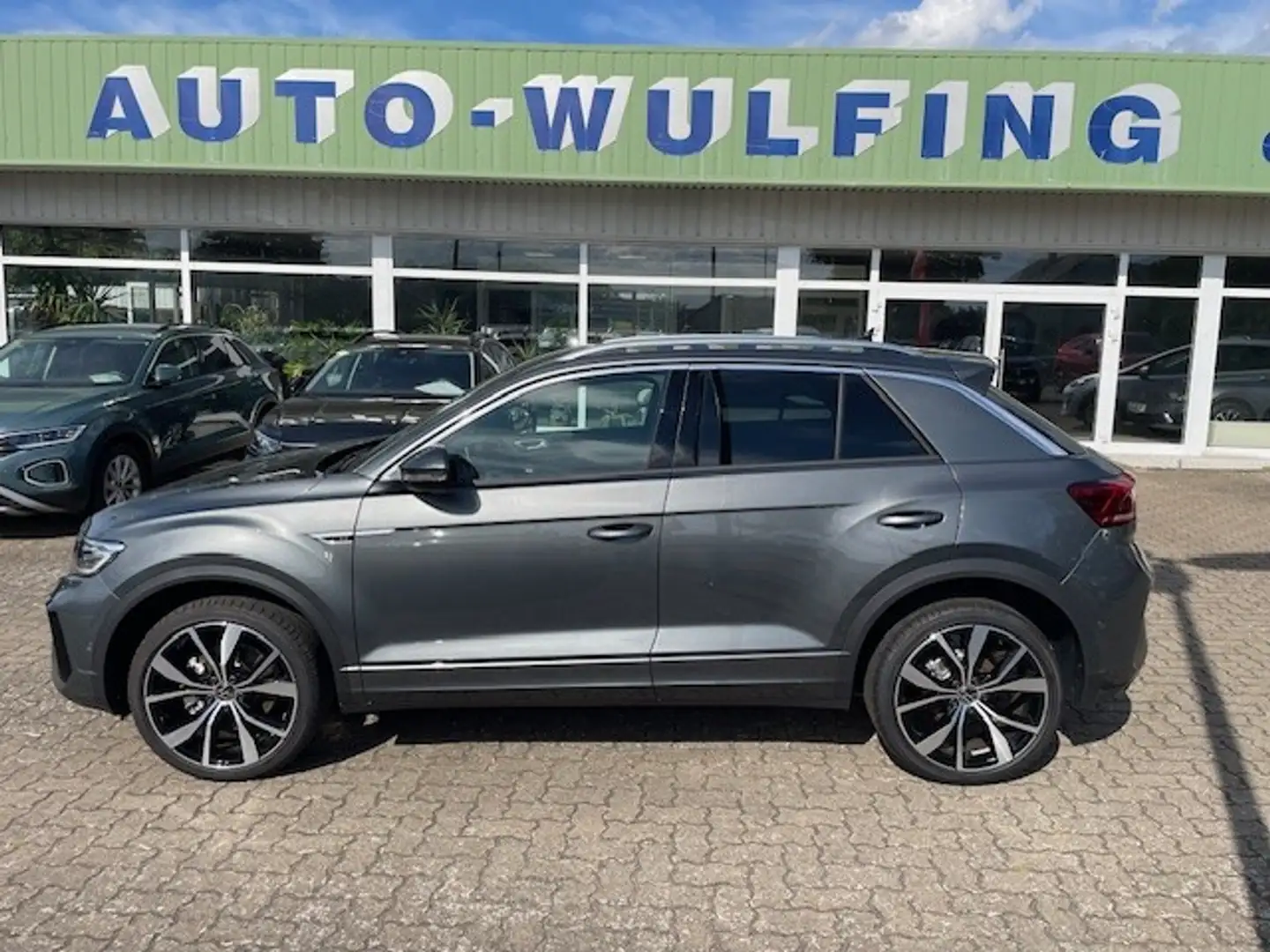 Volkswagen T-Roc 1.5 TSI DSG R-Line,19-Zoll,Easy-Open,AHK Gris - 1