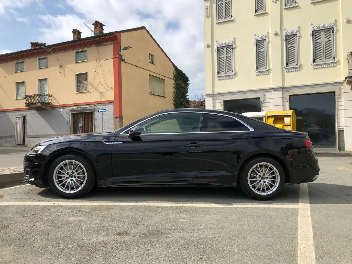 Audi A5 Coupé 40 TFSI mhev S-line edition S-tronic Nero - 2