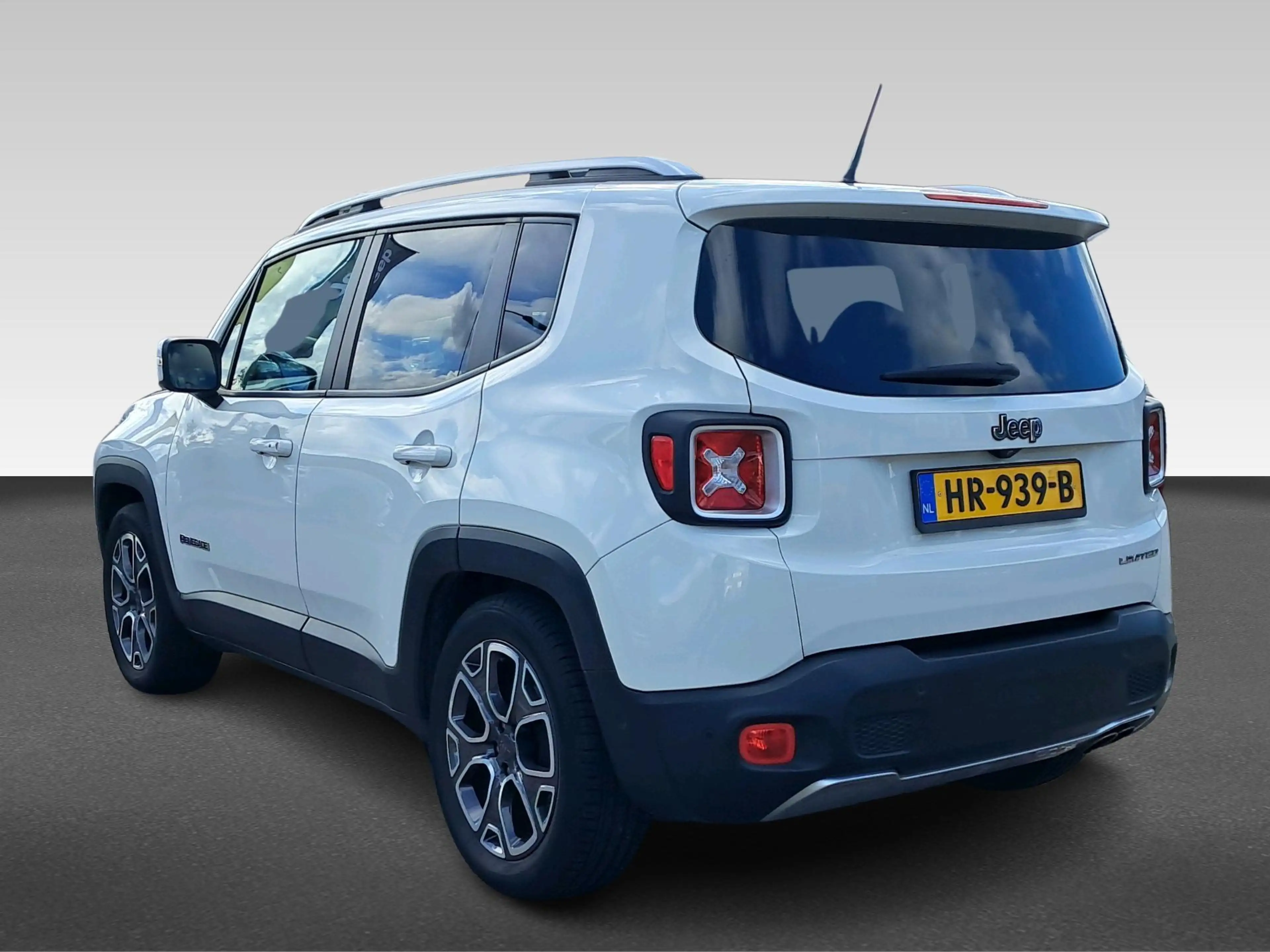 Jeep Renegade 1.4 MultiAir Limited — photo 3