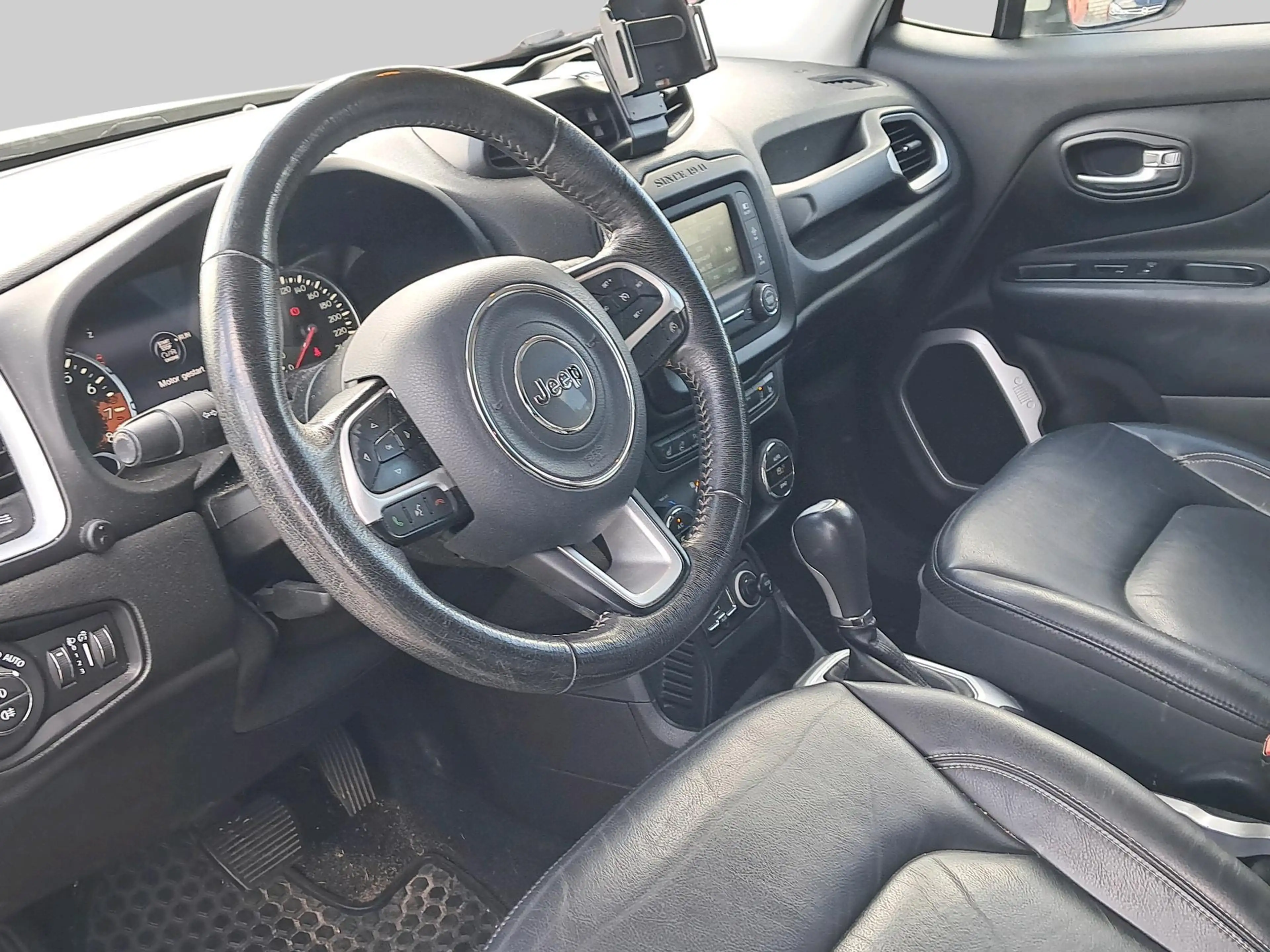 Jeep Renegade 1.4 MultiAir Limited — photo 4