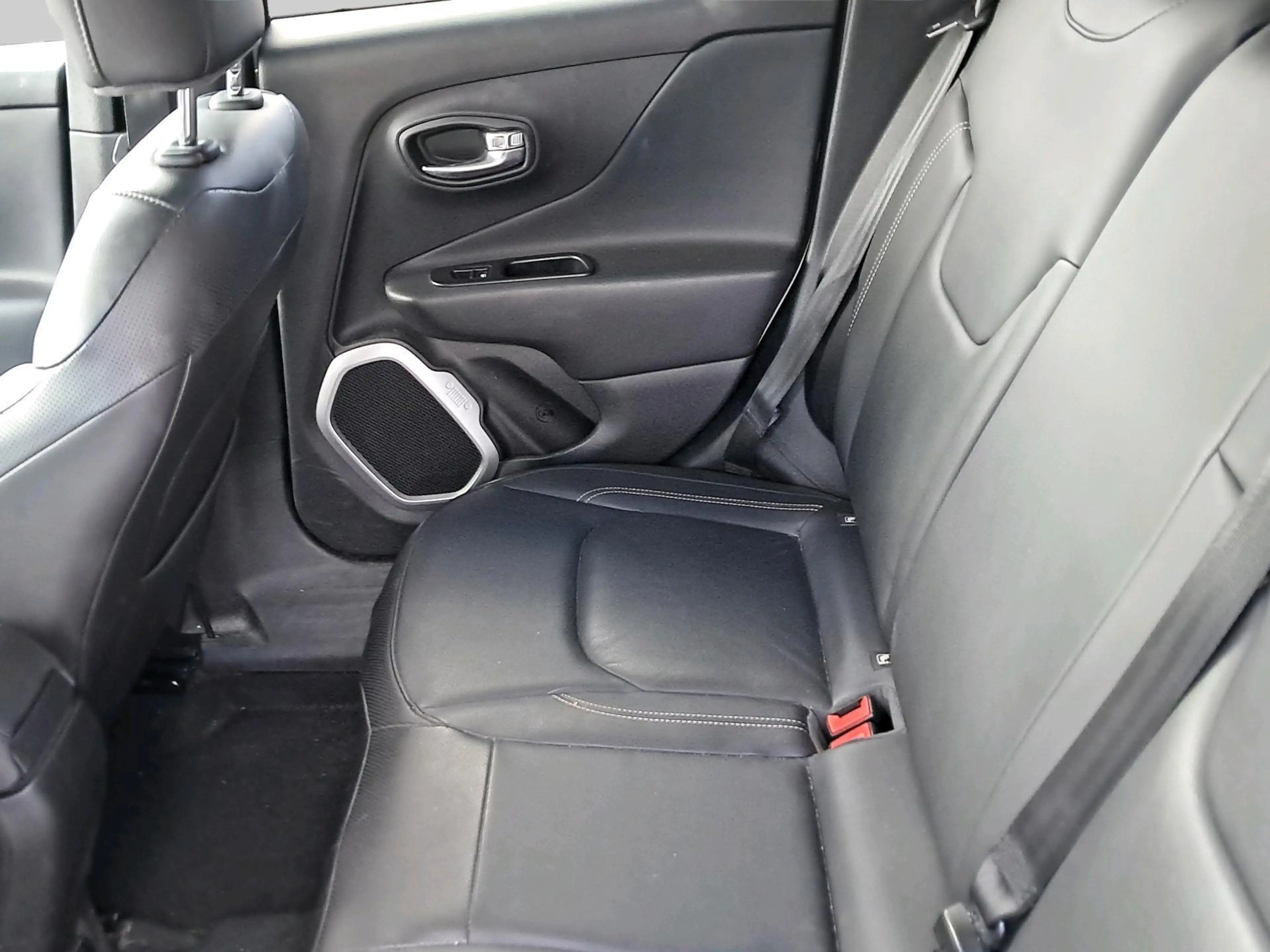 Jeep Renegade 1.4 MultiAir Limited — photo 6