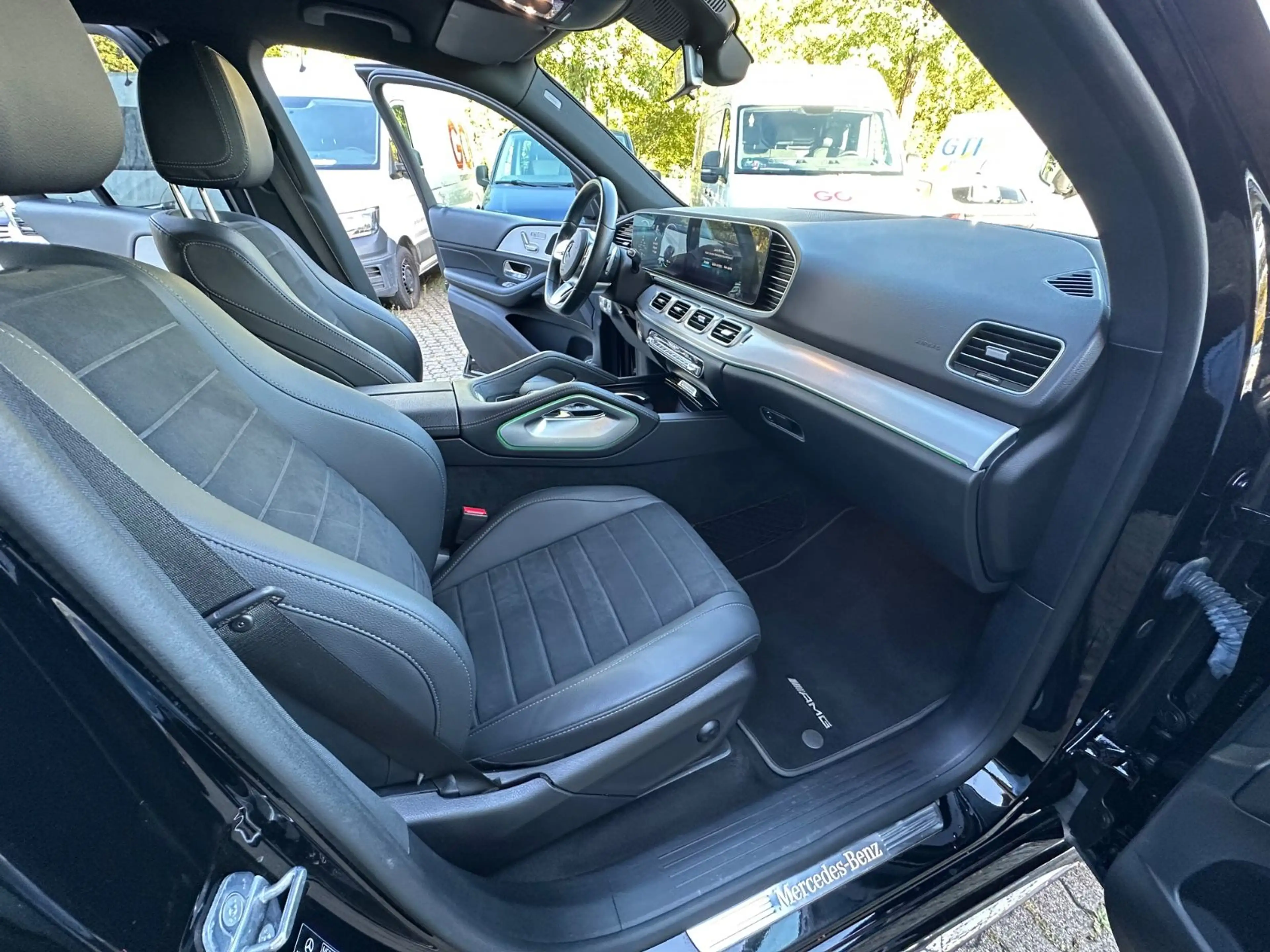 Mercedes-Benz GLE 350 de*4Matic*AMG*NIGHT*MBUX*AHK*EU6dT* — photo 9