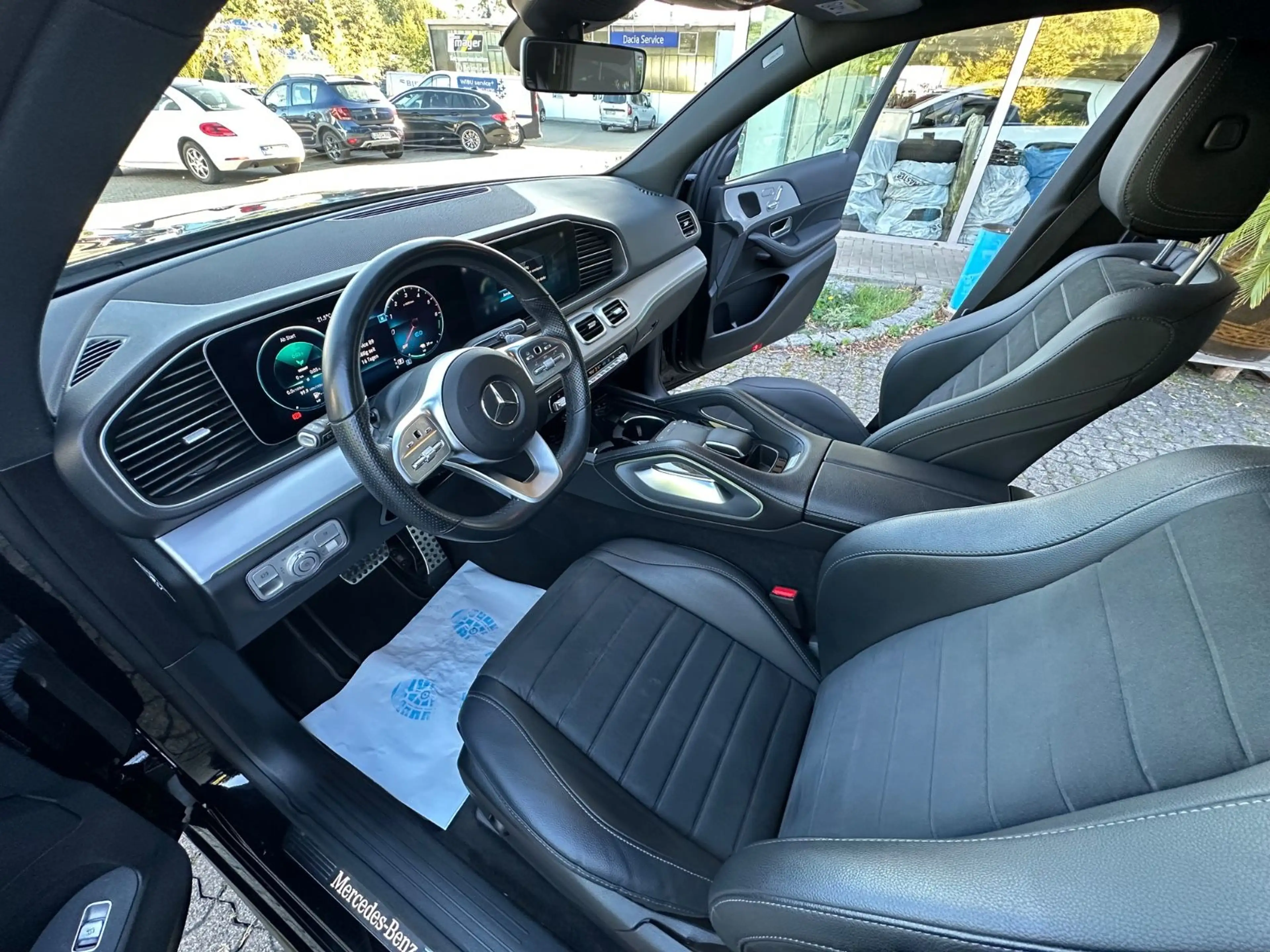Mercedes-Benz GLE 350 de*4Matic*AMG*NIGHT*MBUX*AHK*EU6dT* — photo 10