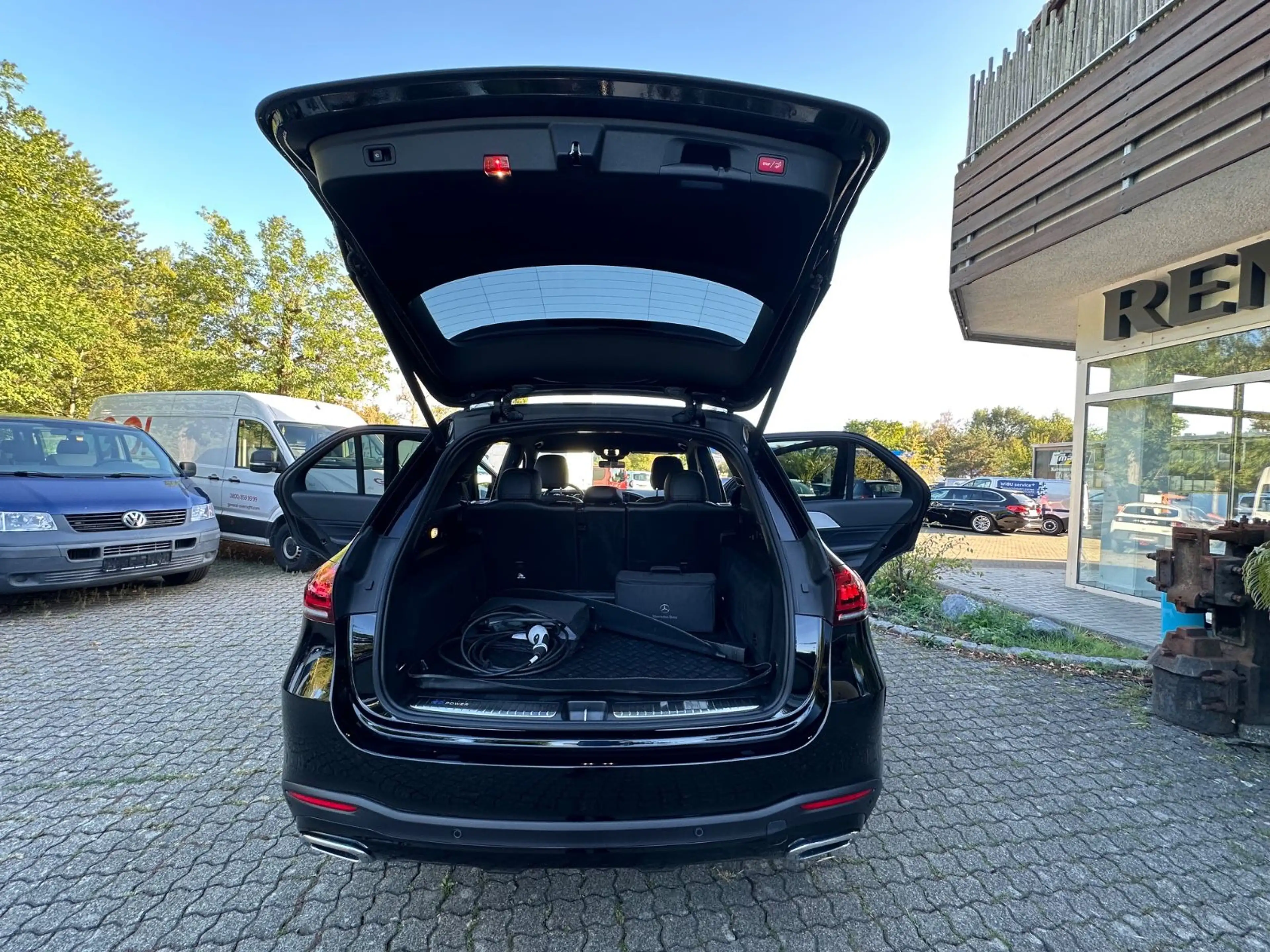 Mercedes-Benz GLE 350 de*4Matic*AMG*NIGHT*MBUX*AHK*EU6dT* — photo 15