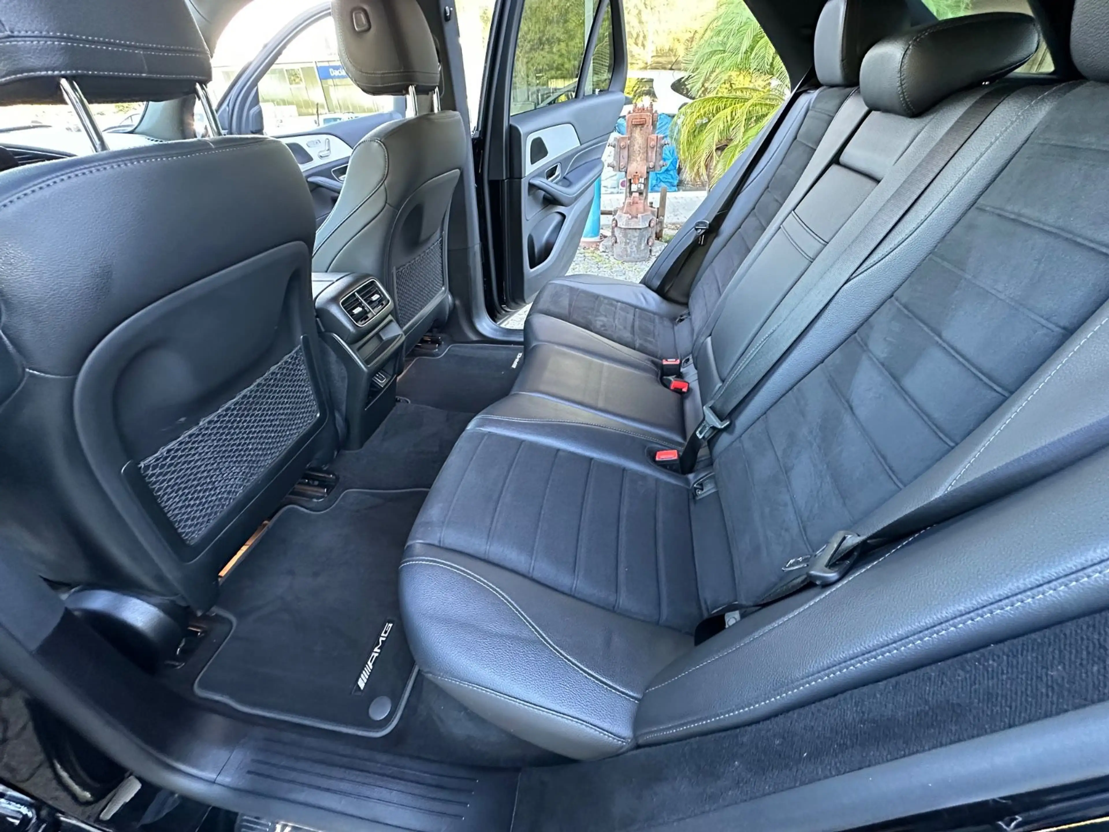 Mercedes-Benz GLE 350 de*4Matic*AMG*NIGHT*MBUX*AHK*EU6dT* — photo 11