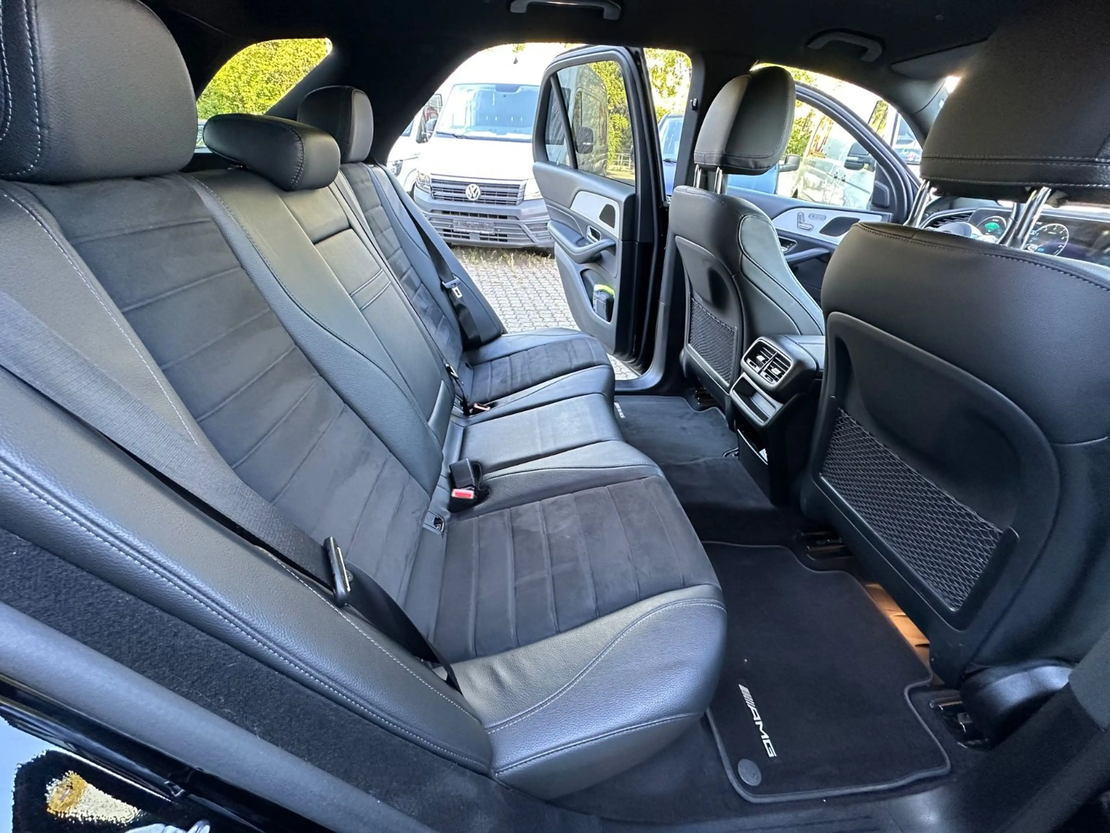 Mercedes-Benz GLE 350 de*4Matic*AMG*NIGHT*MBUX*AHK*EU6dT* — photo 13