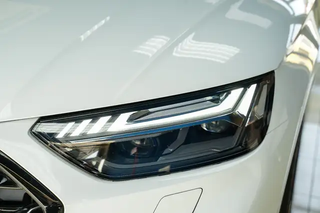 Audi Q5 view 15