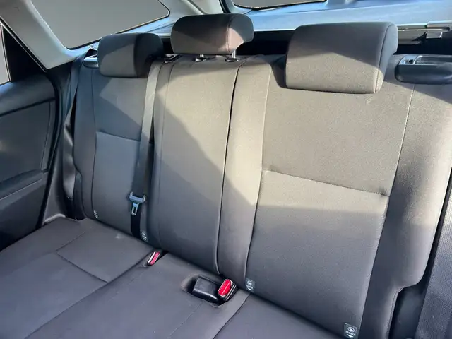 Toyota Auris view 11