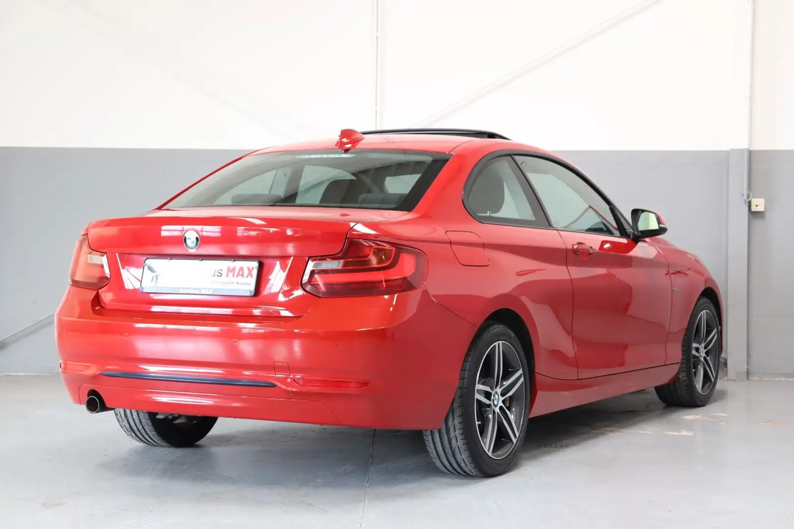 BMW 218 d~Sport-Line~M-Interieur~Navi~SZH Rot - 2