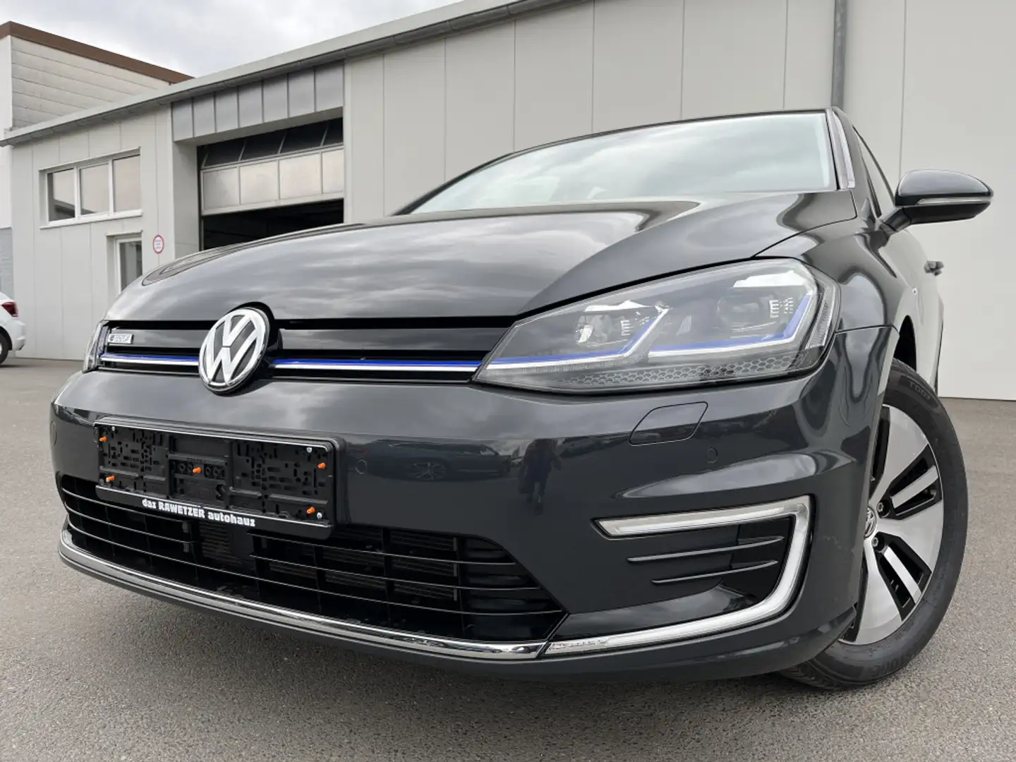 Volkswagen Golf e-Golf 207€ o. Anzahlung CCS Wärmepumpe Navi LE Grey - 1