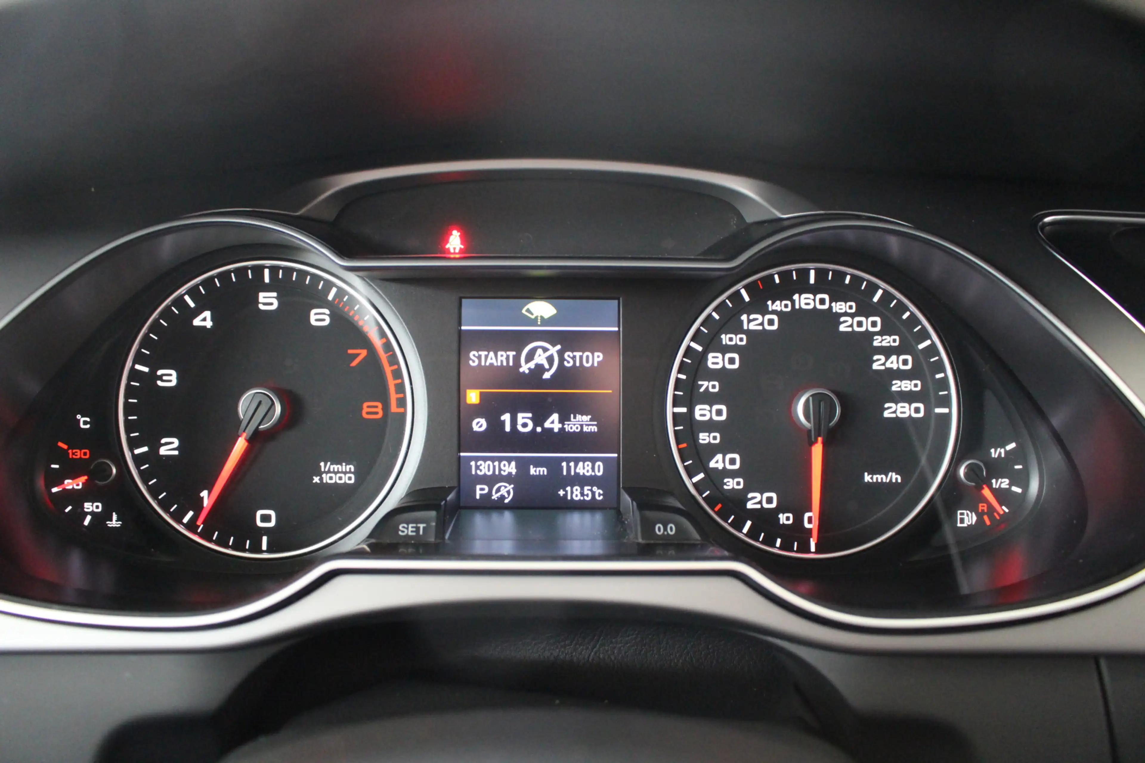 Audi A4 Avant 1.8 TFSI Business Edition Automaat Navigatie — photo 11