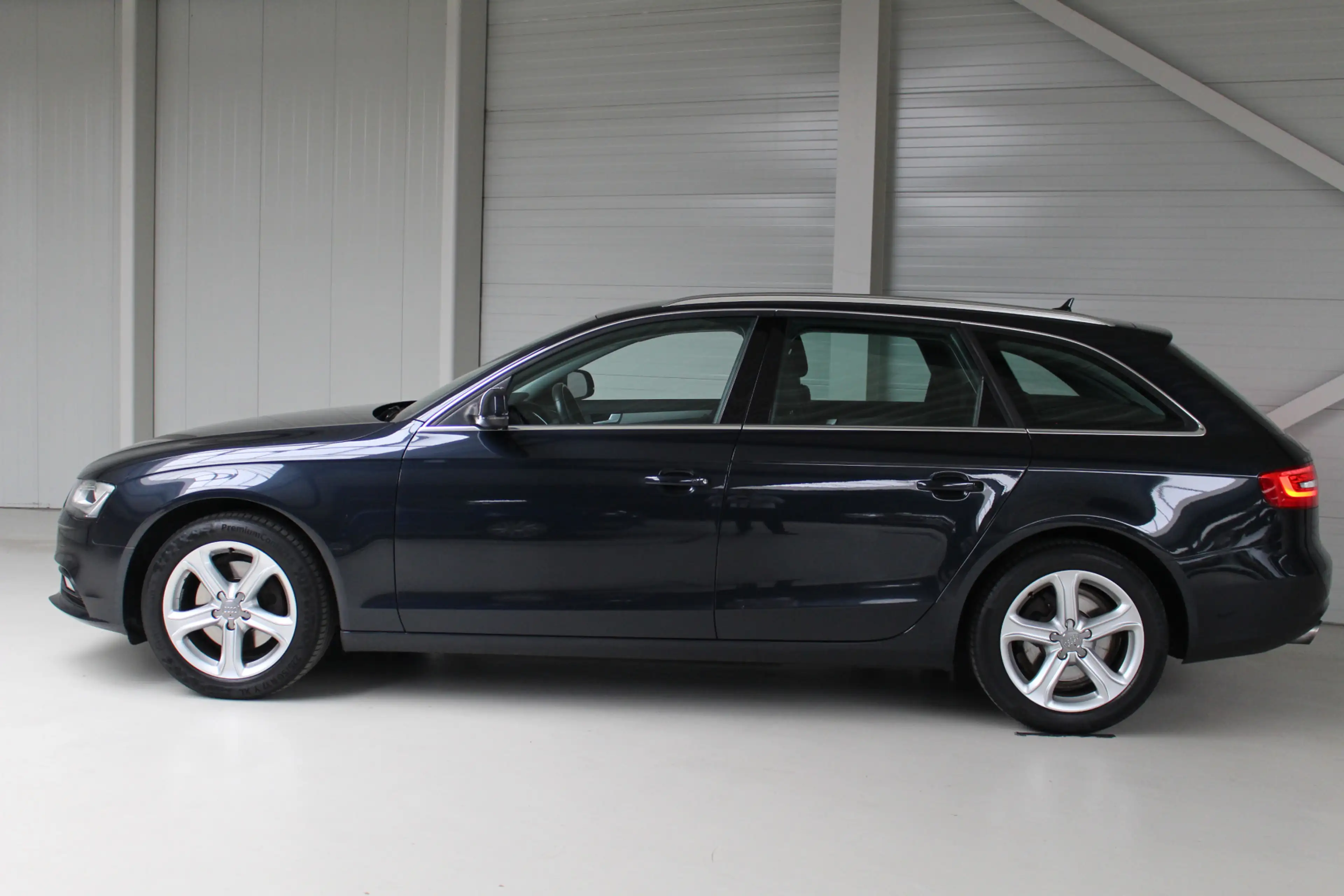 Audi A4 Avant 1.8 TFSI Business Edition Automaat Navigatie — photo 2