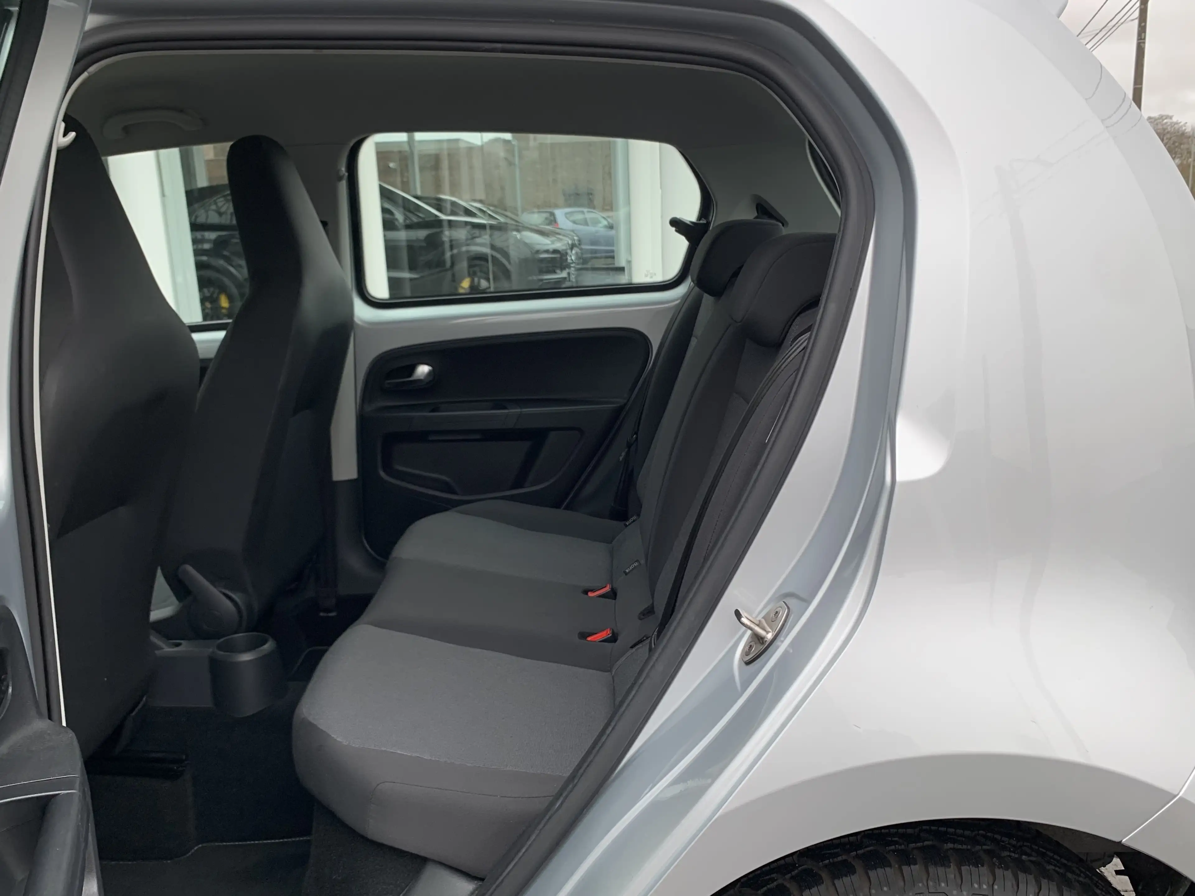 SEAT Mii 1.0i Essence / Boite Auto / Gps / Cruise / PDC / — photo 11