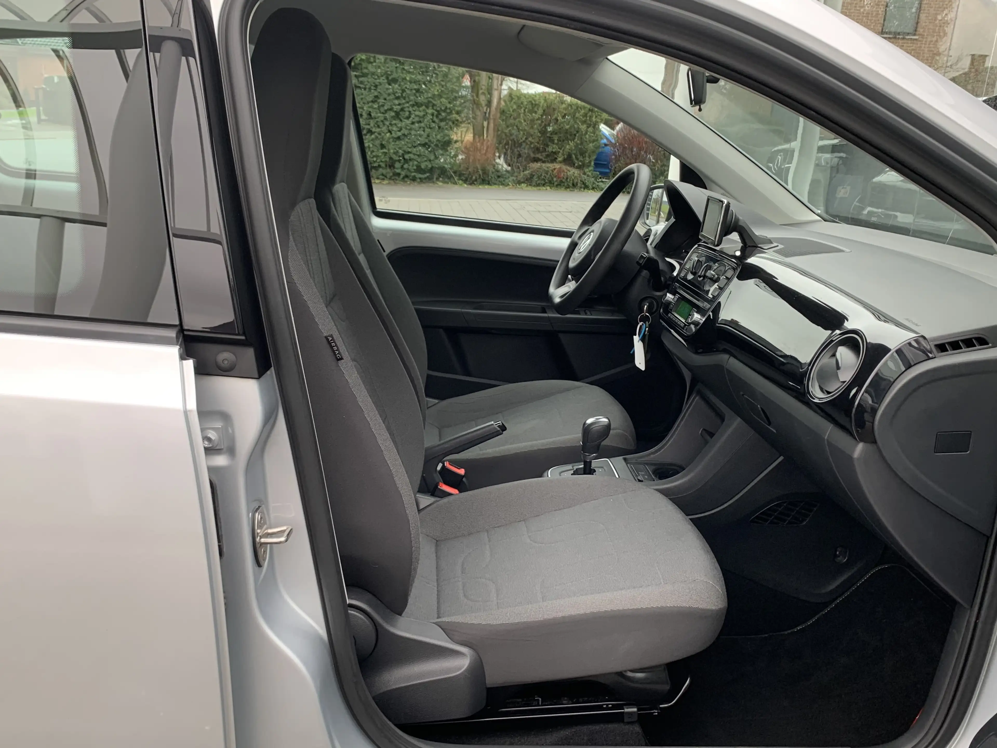 SEAT Mii 1.0i Essence / Boite Auto / Gps / Cruise / PDC / — photo 13
