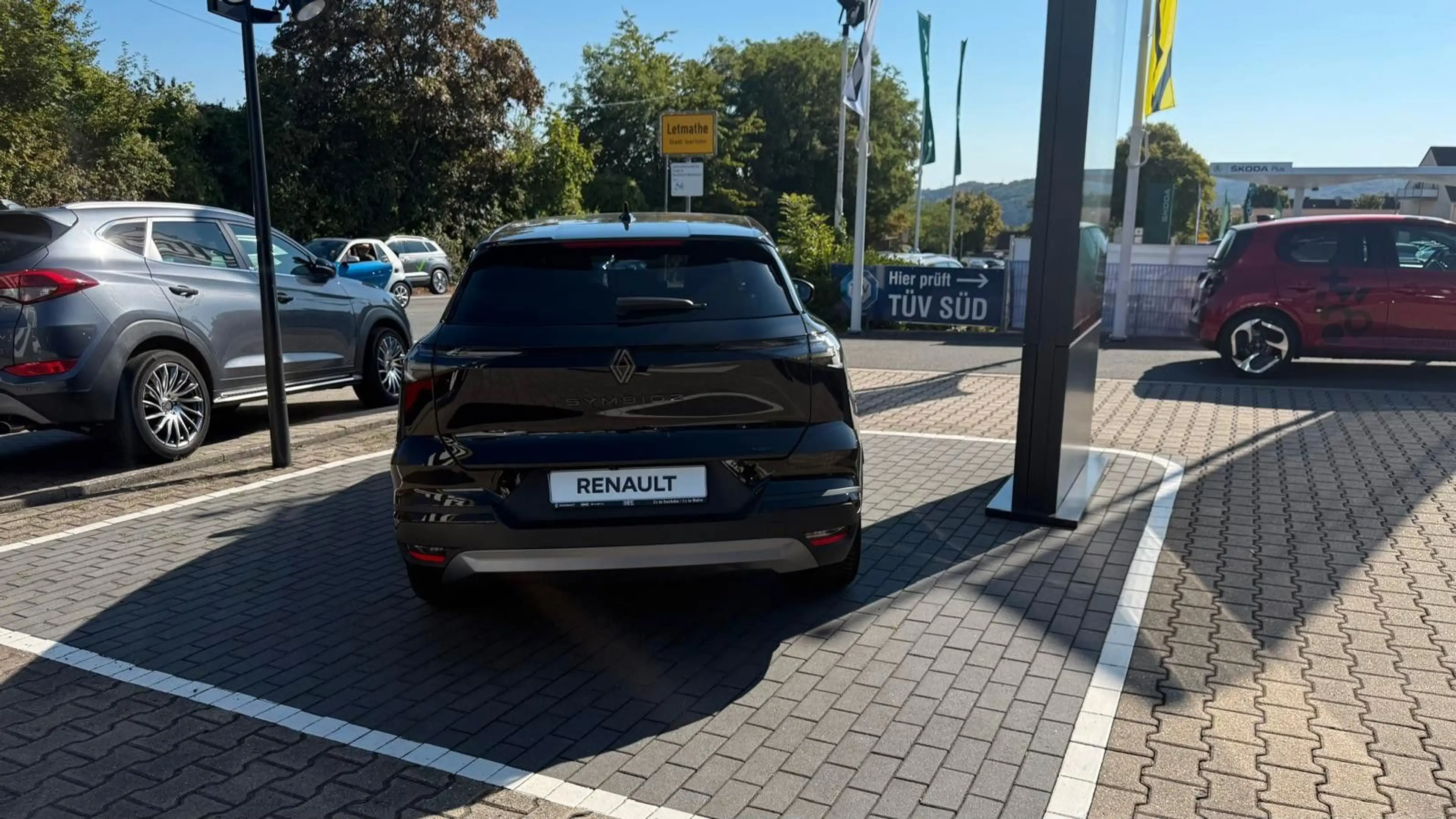 Renault Symbioz 145 E-Tech Full Hybrid Esprit Alpine — photo 7